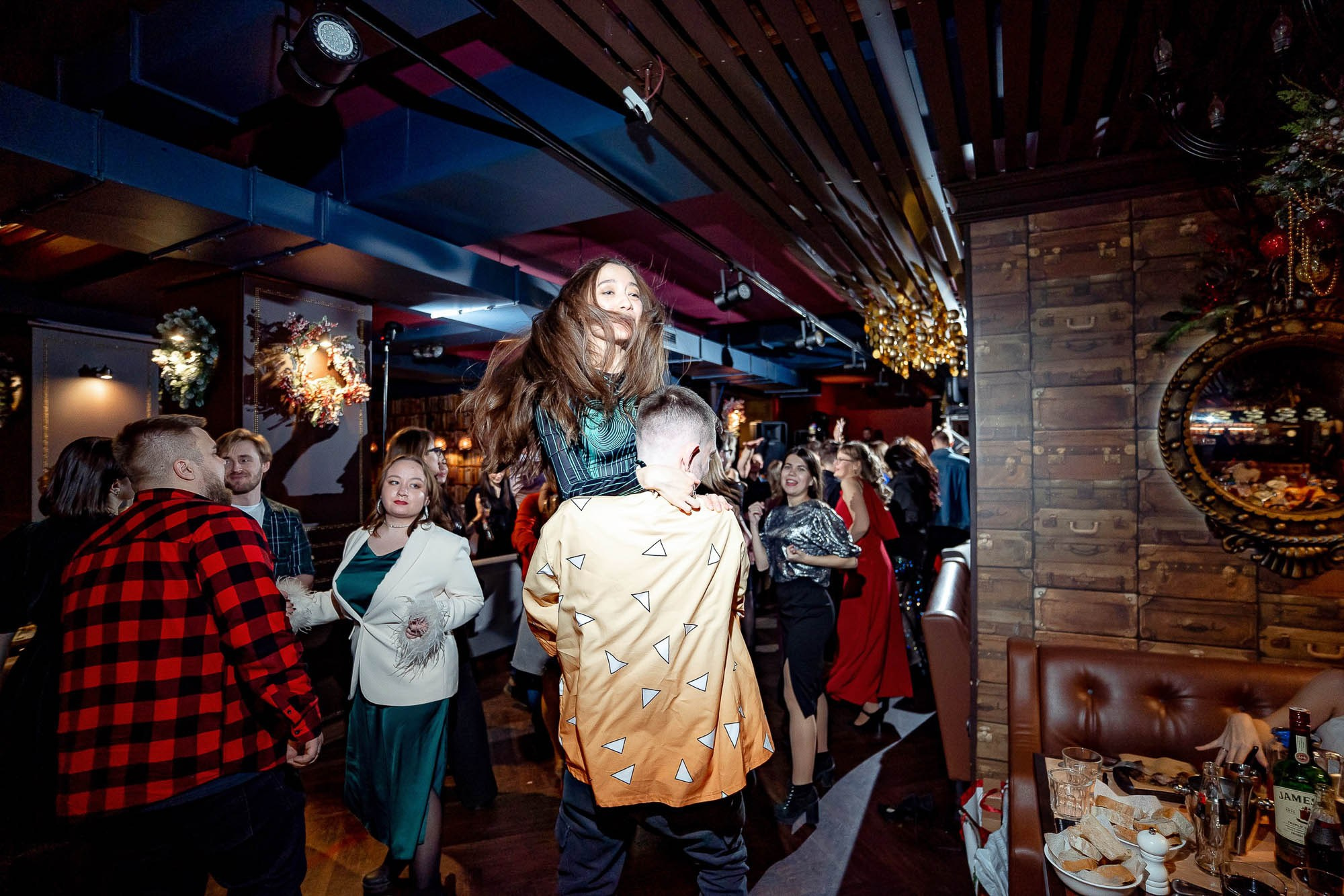 Новый год 2024 в Peoples. Сергей Кошкин. Репортажная и ивент-фотография в Сургуте