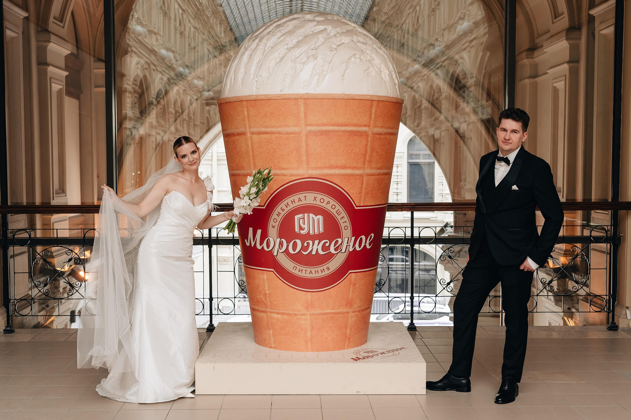 П&А | Гостиница «Украина», ГУМ и Таганский ЗАГС. Портретный фотограф Москва Светлана Кашура