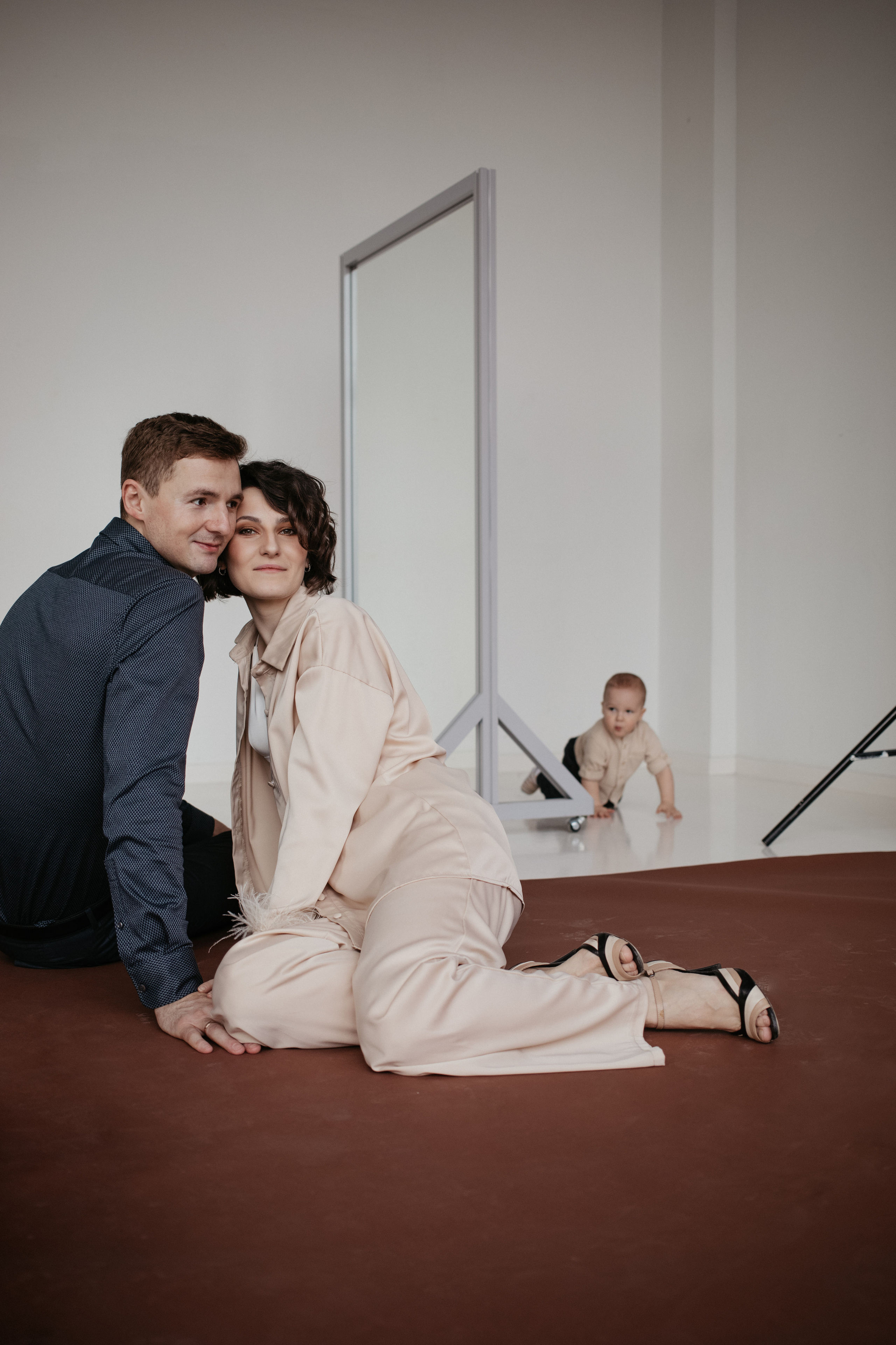 Семейная фотосессий в студии. Фотограф из Санкт-Петербурга Оксана Валковая. Женский портрет. Портрет