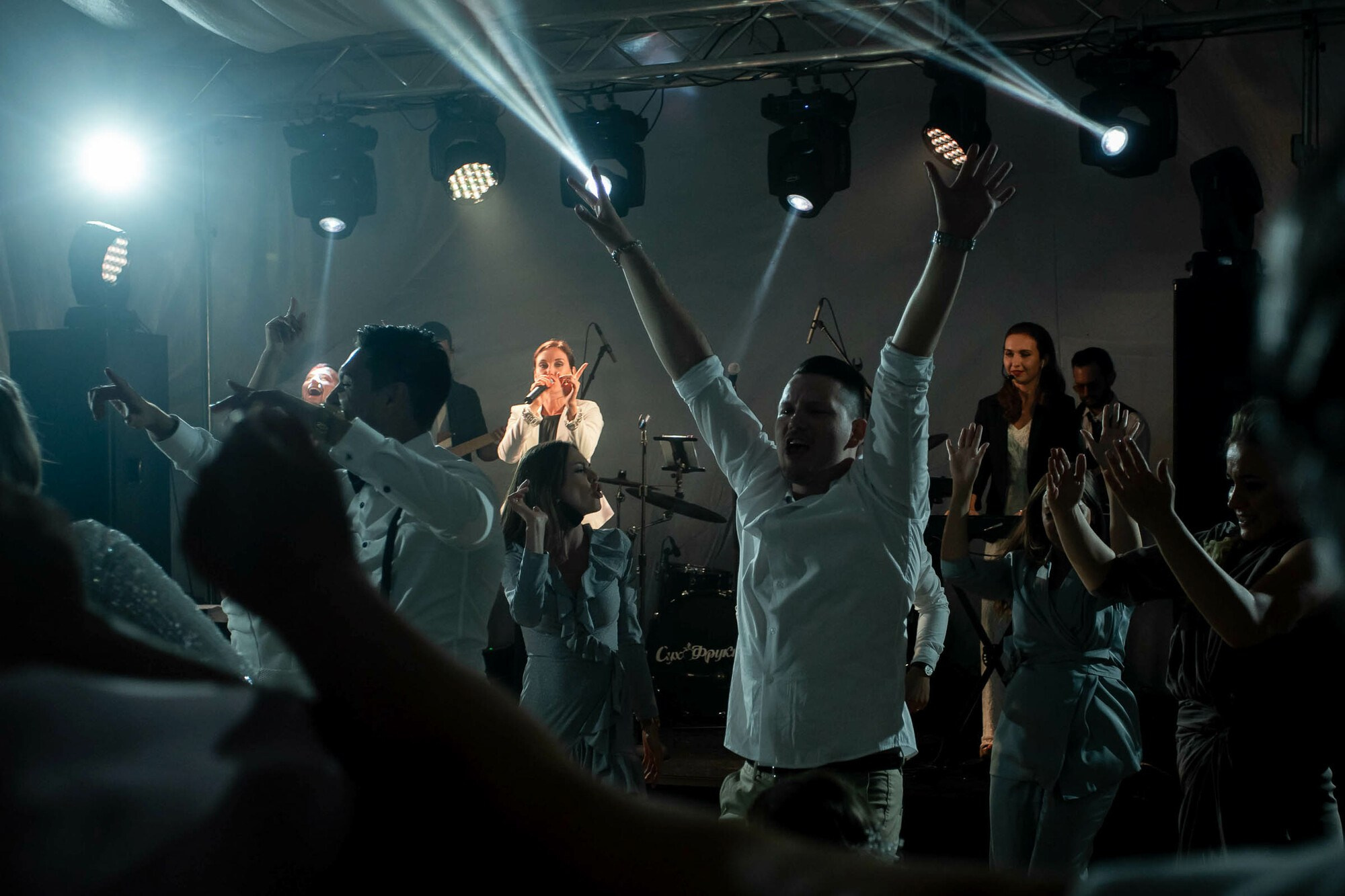 Стильная свадьба со сборами в гостинице Эрмитаж. Свадебный фотограф в Санкт-Петербурге и Москве Андрей Нестеров