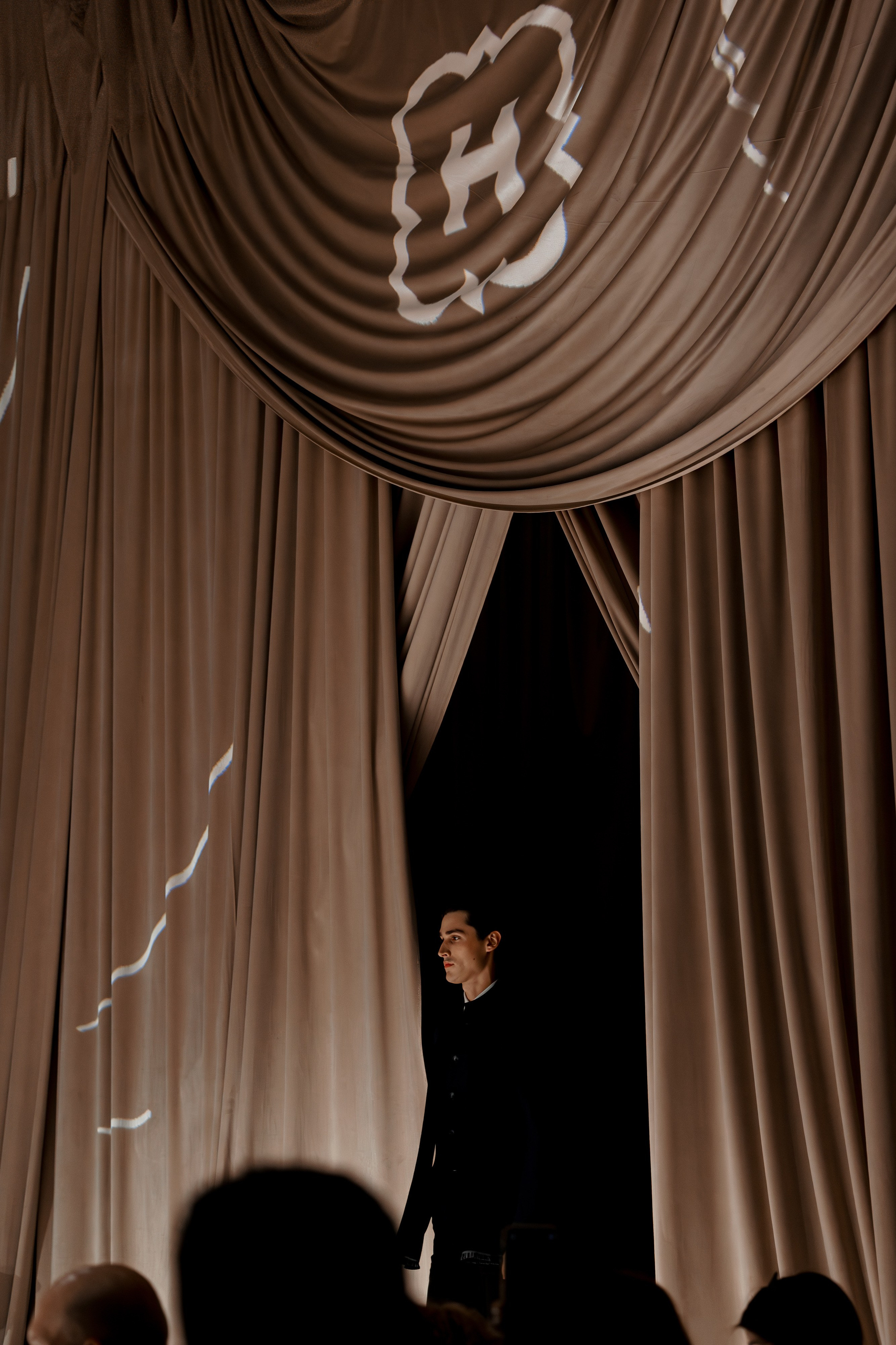 Henderson Fashion Show AW'25. Репортажный фотограф Семён Борисов | Москва