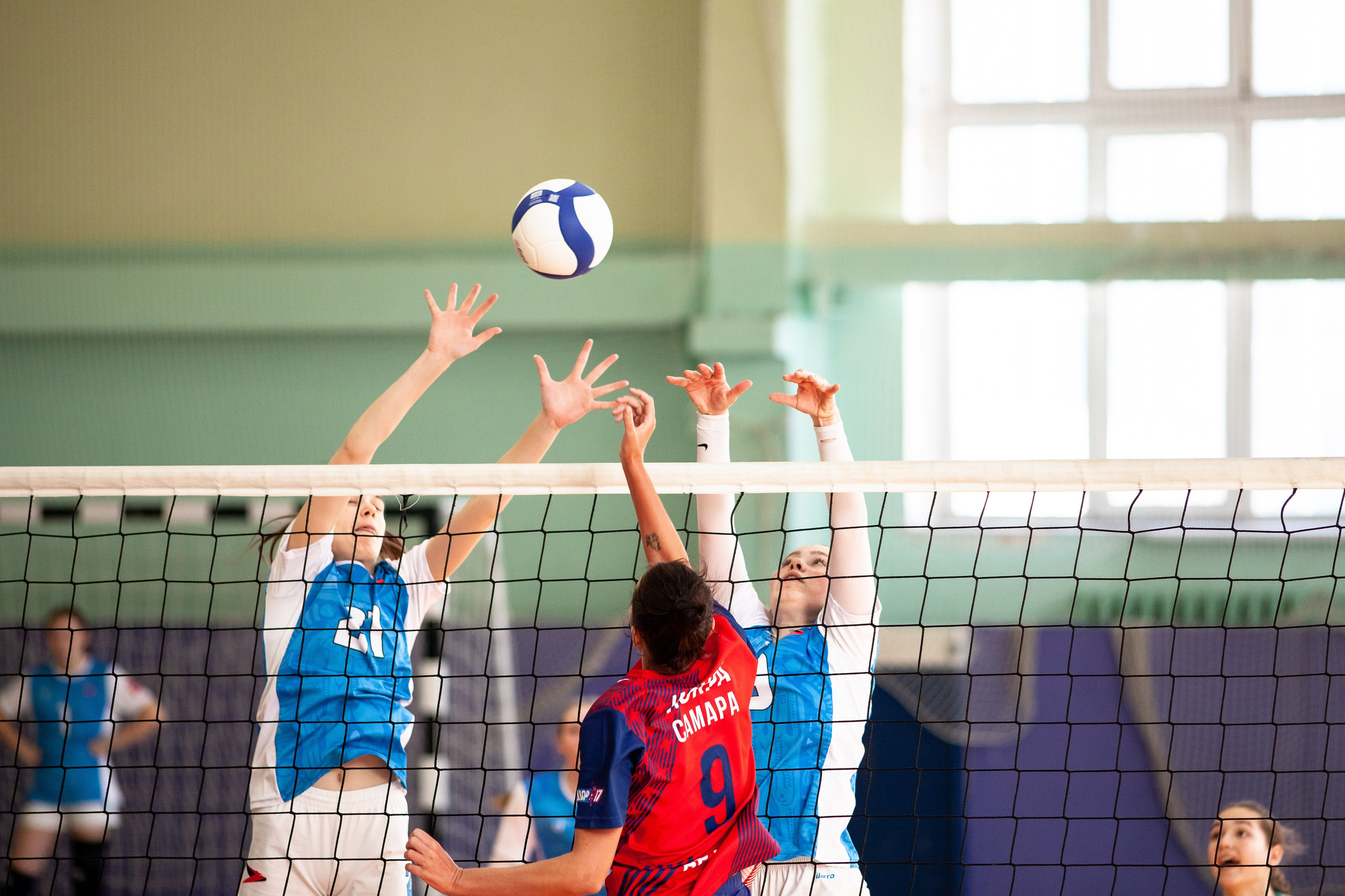 Искра (Самара) — Академия (Пермь). Фотография