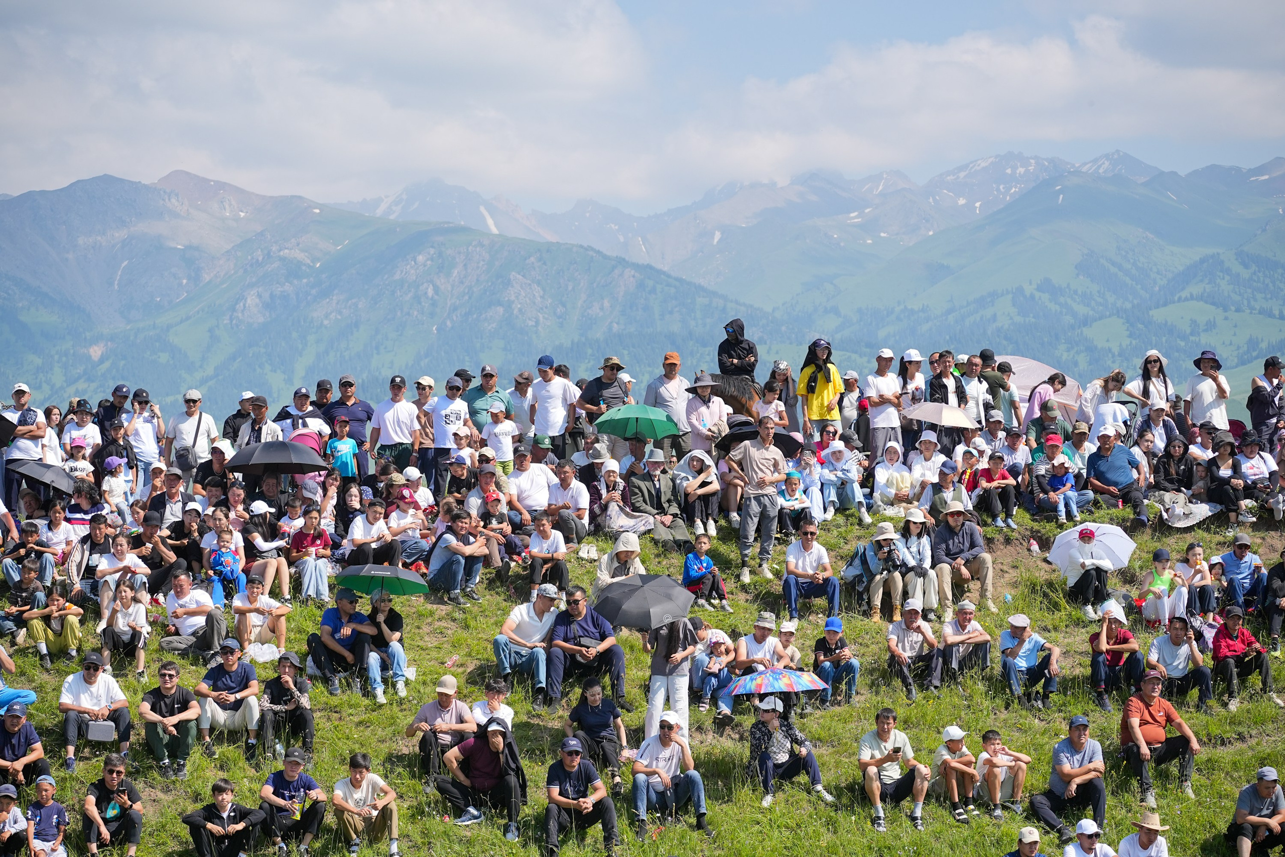 Галерея. TOPZHARGAN — Центр национального духа