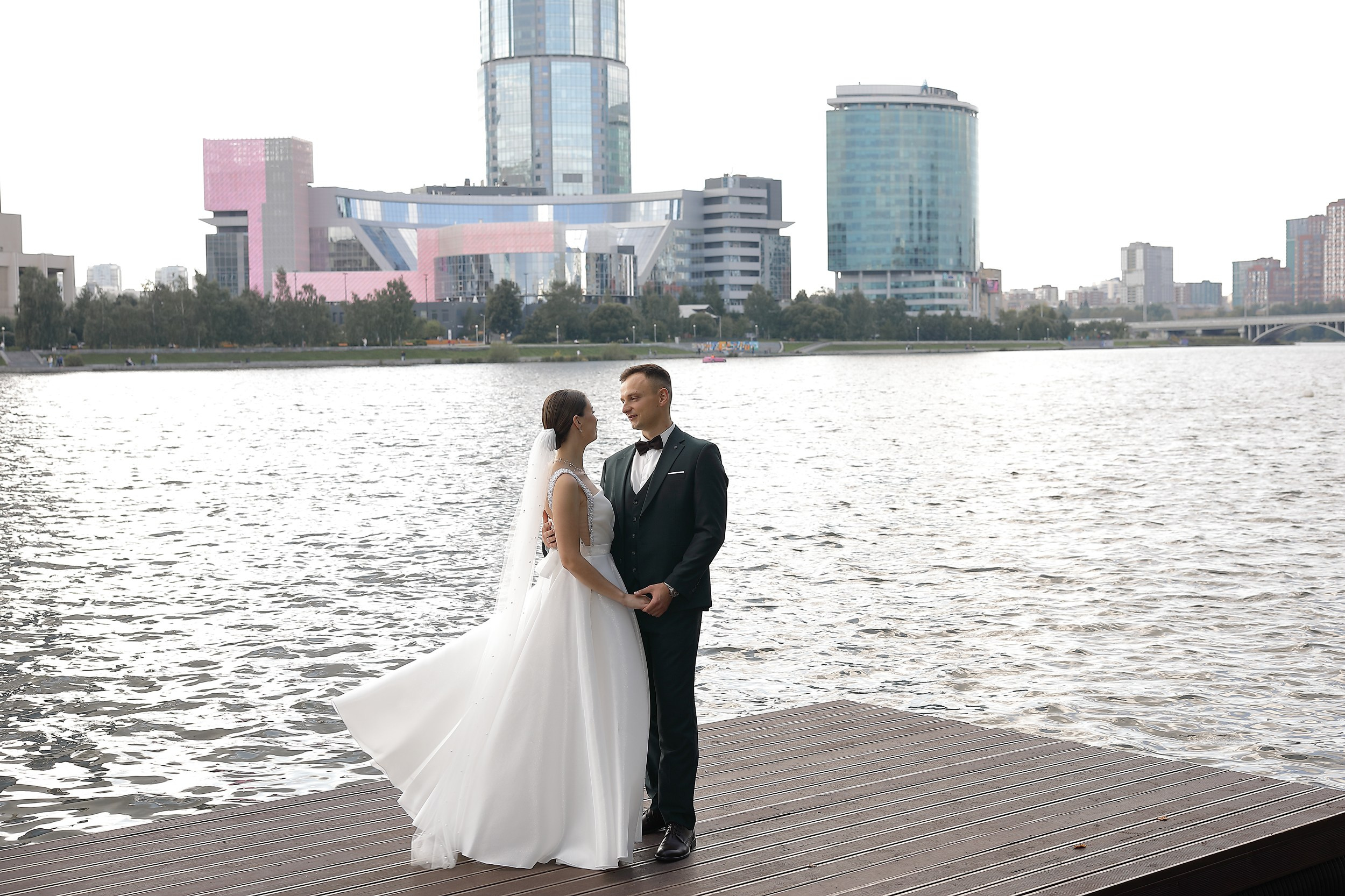 Владимир и Виктория. Свадебный и семейный фотограф и видеограф в Екатеринбурге Полянские Тимур и Анастасия