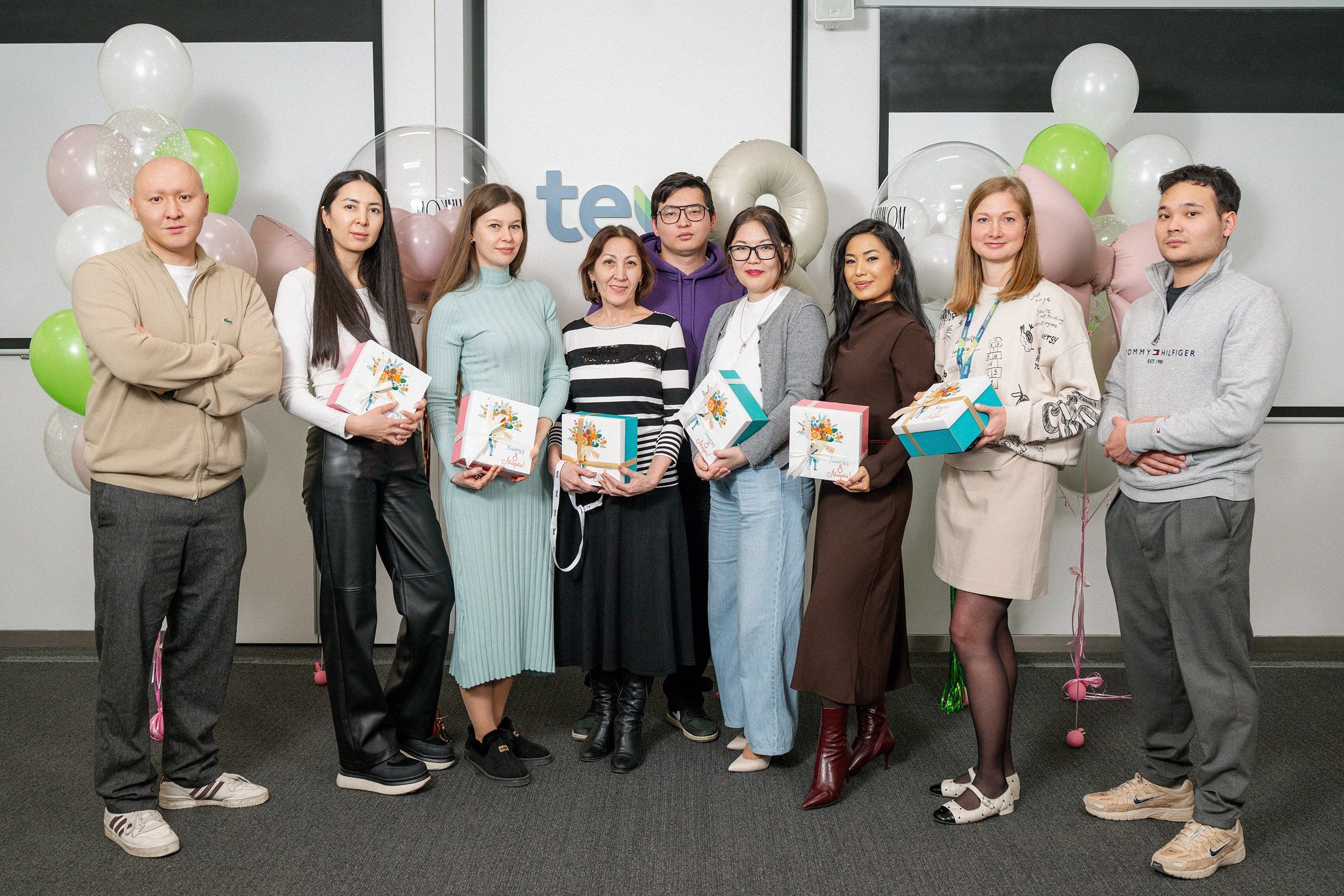 Teva, 8 марта, квиз. Фотограф в Алматы — Алексей Коньков | Репортаж, свадьбы, портреты, Love story