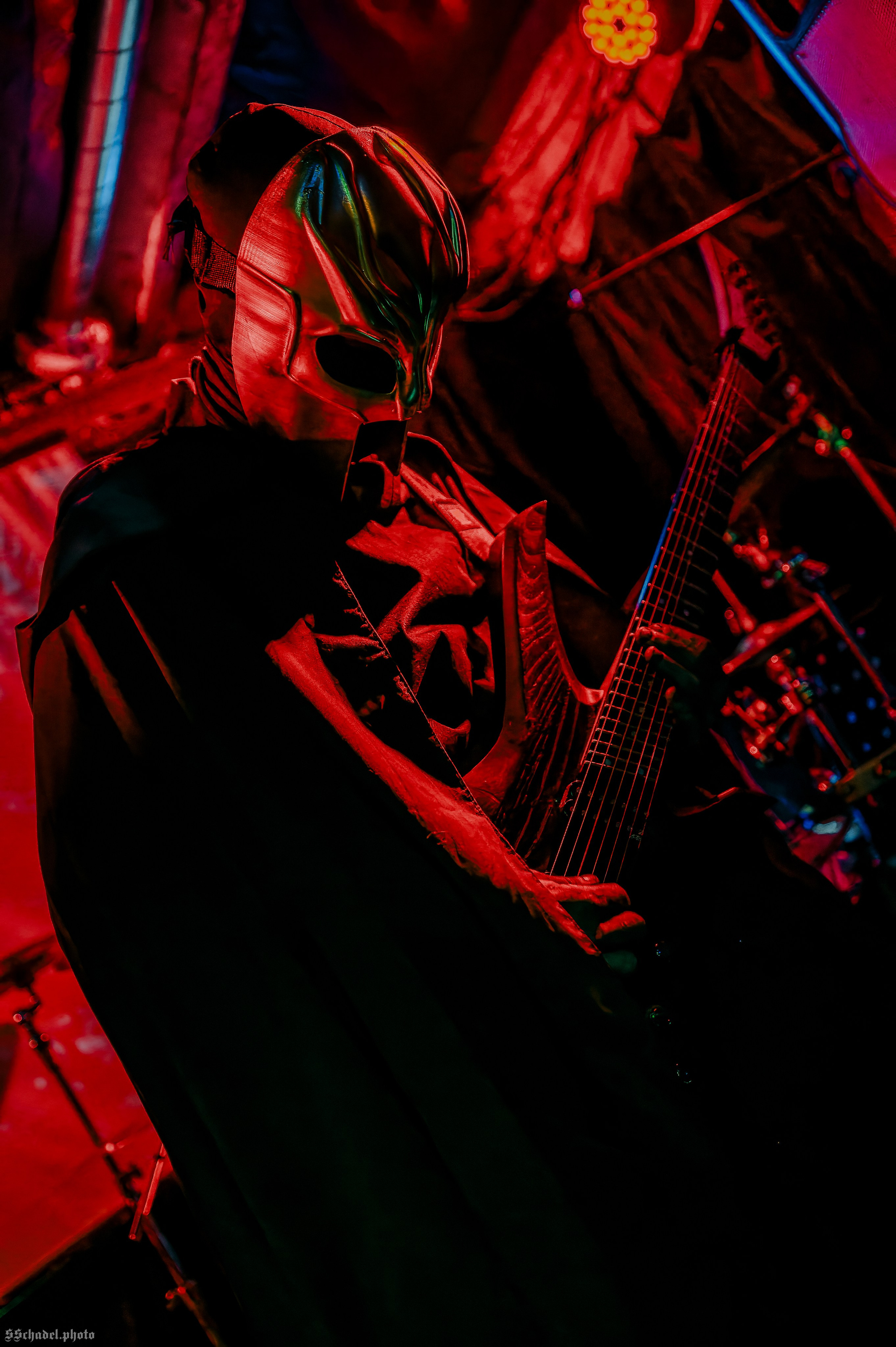 ILLA 21.06.26. We will make everything metal!
