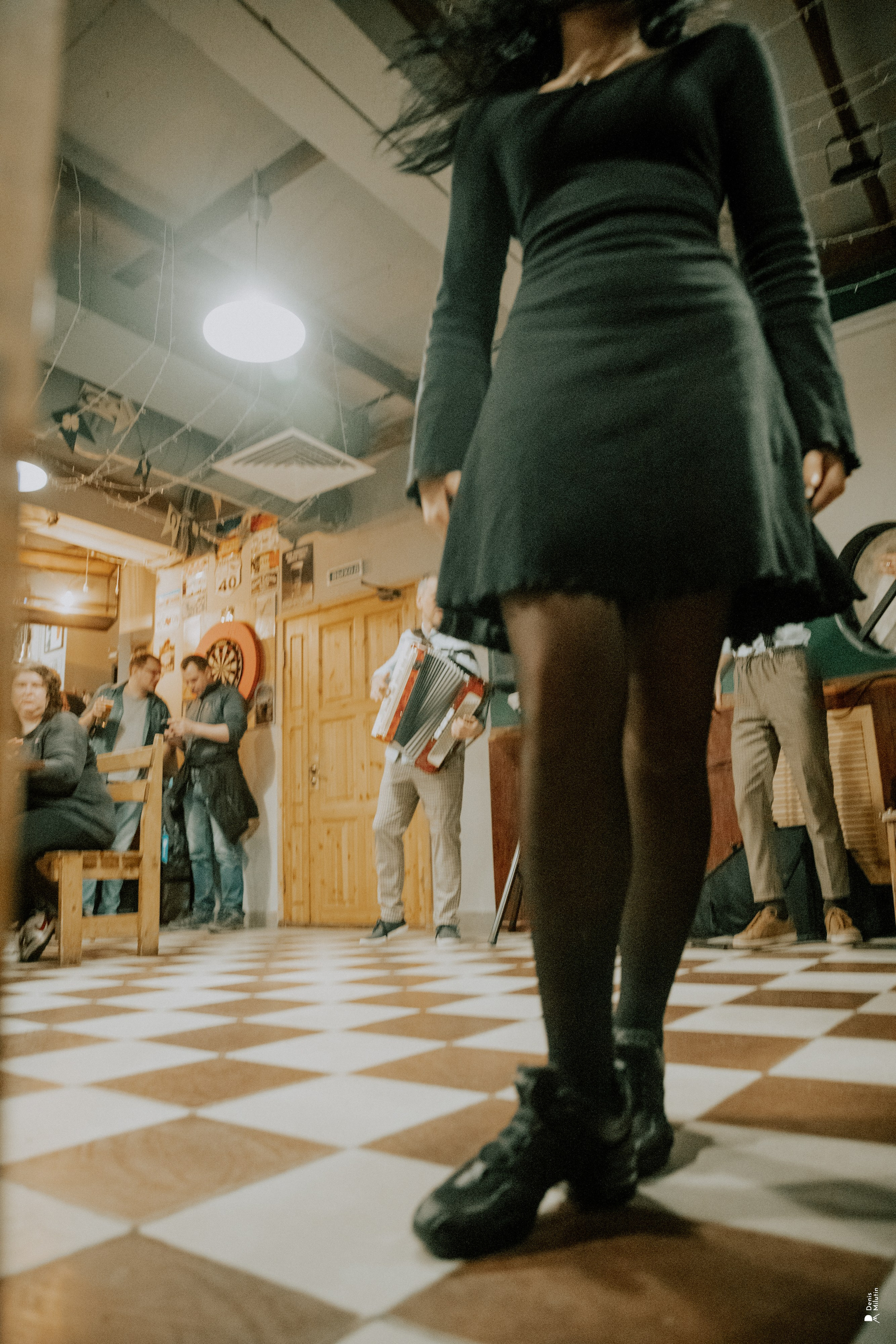 Ирландский Паб и ансамбль Skylark. Портретный фотограф Денис Милютин