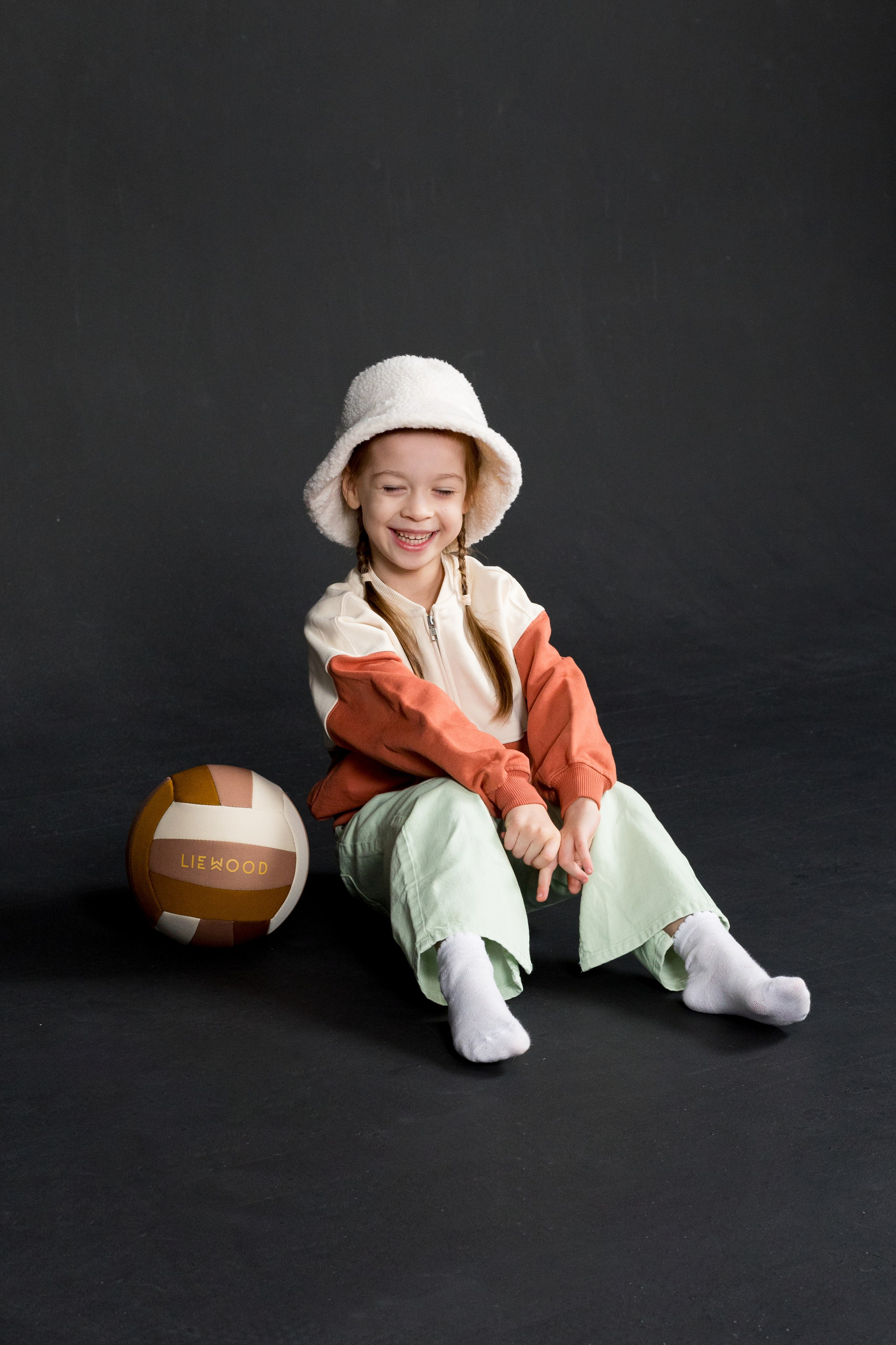 Лиза, 4 года. Детский и контент фотограф Надя Волкова Санкт-Петербург