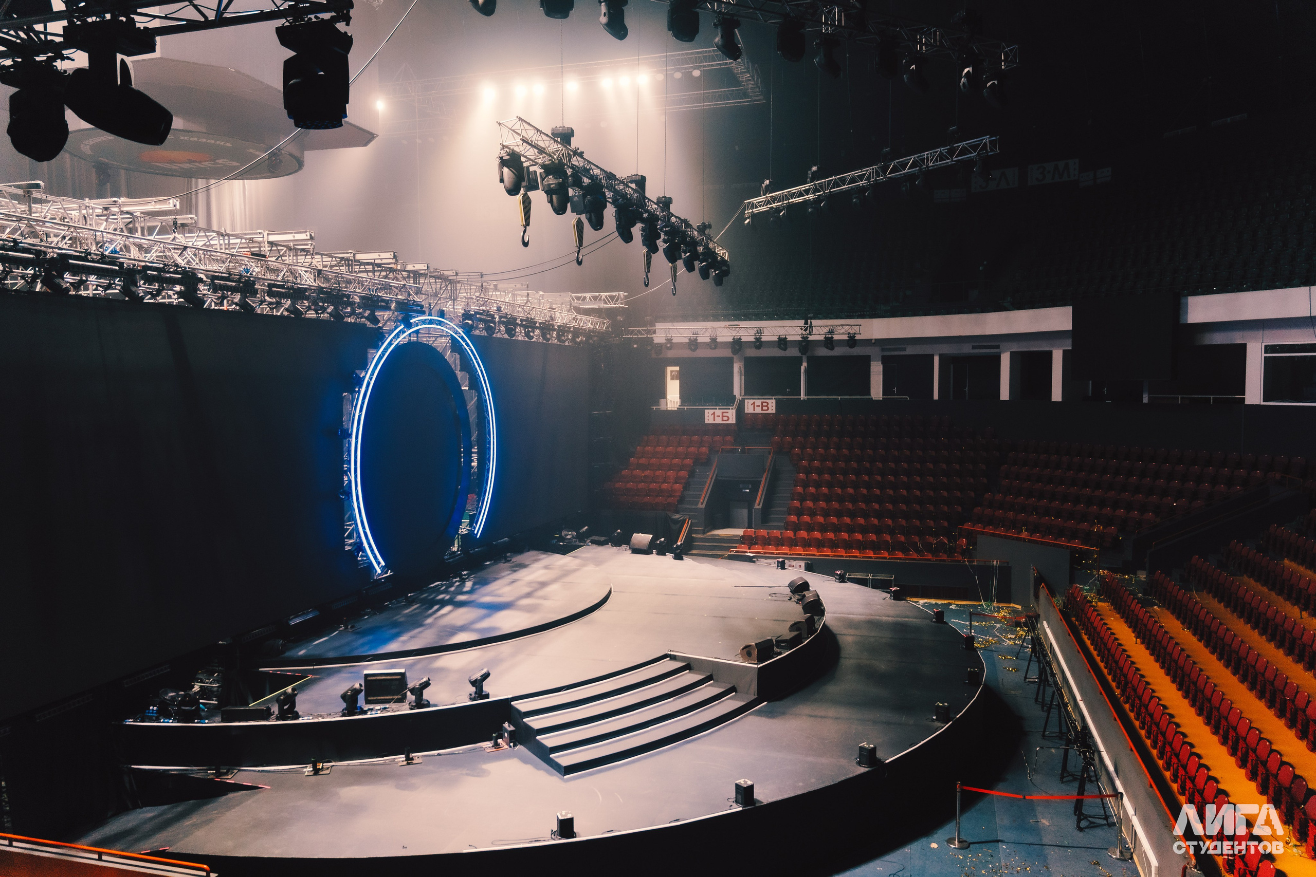 Российская Студенческая Весна 2025. Портретный фотограф в Казани Радомир Заздравных