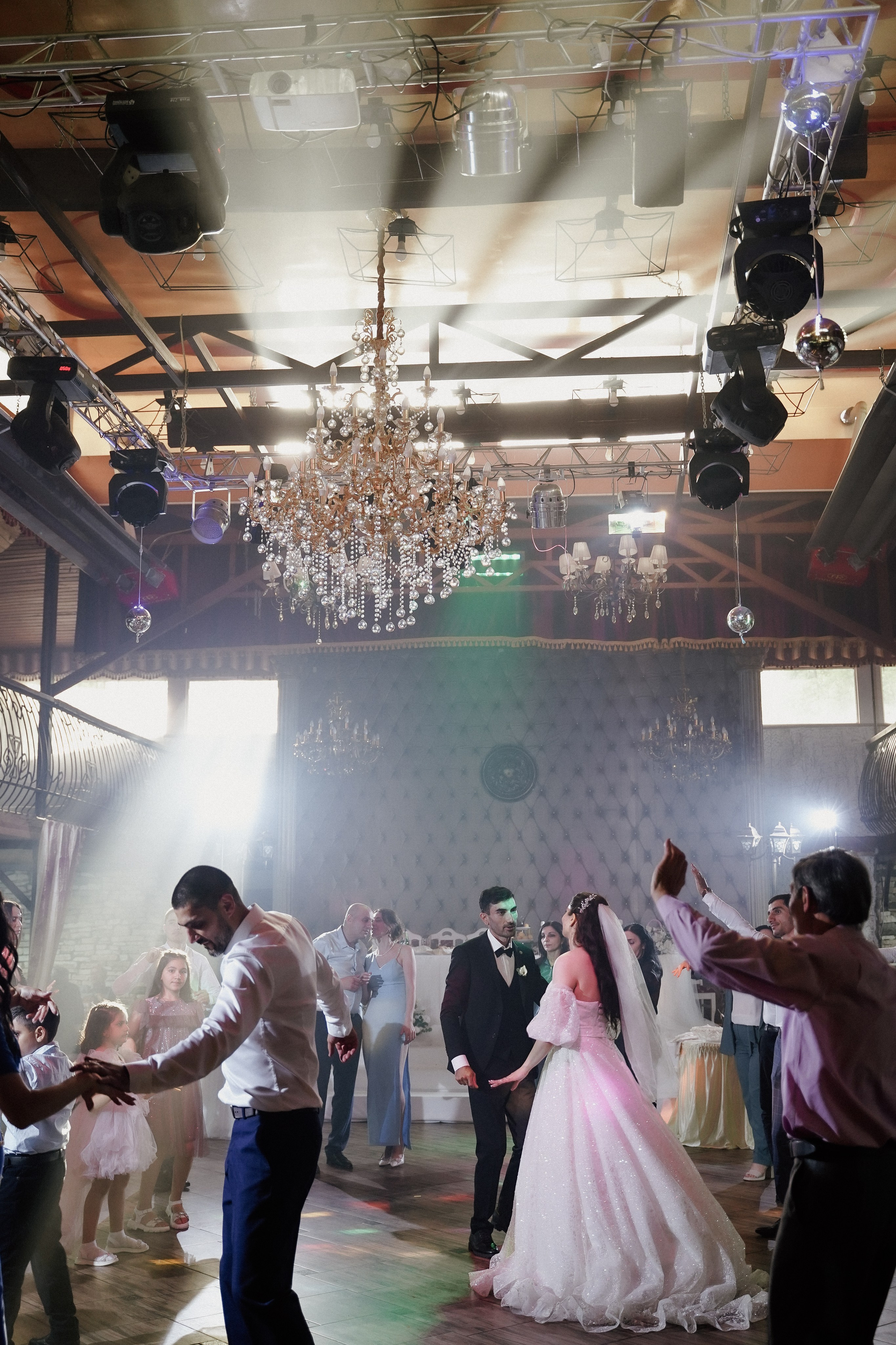 Алиса & Вааг. Фотосъемка и видеосъемка свадеб Липецк