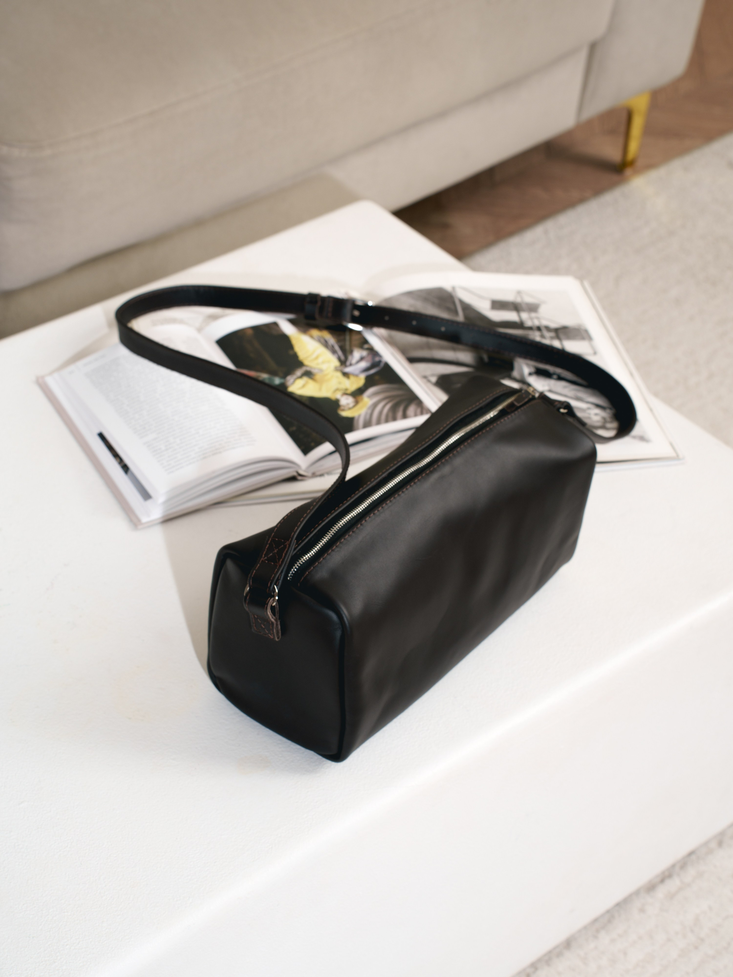 Каталог в интерьере. Иван Упоров — фотограф, рилсмейкер чебоксары