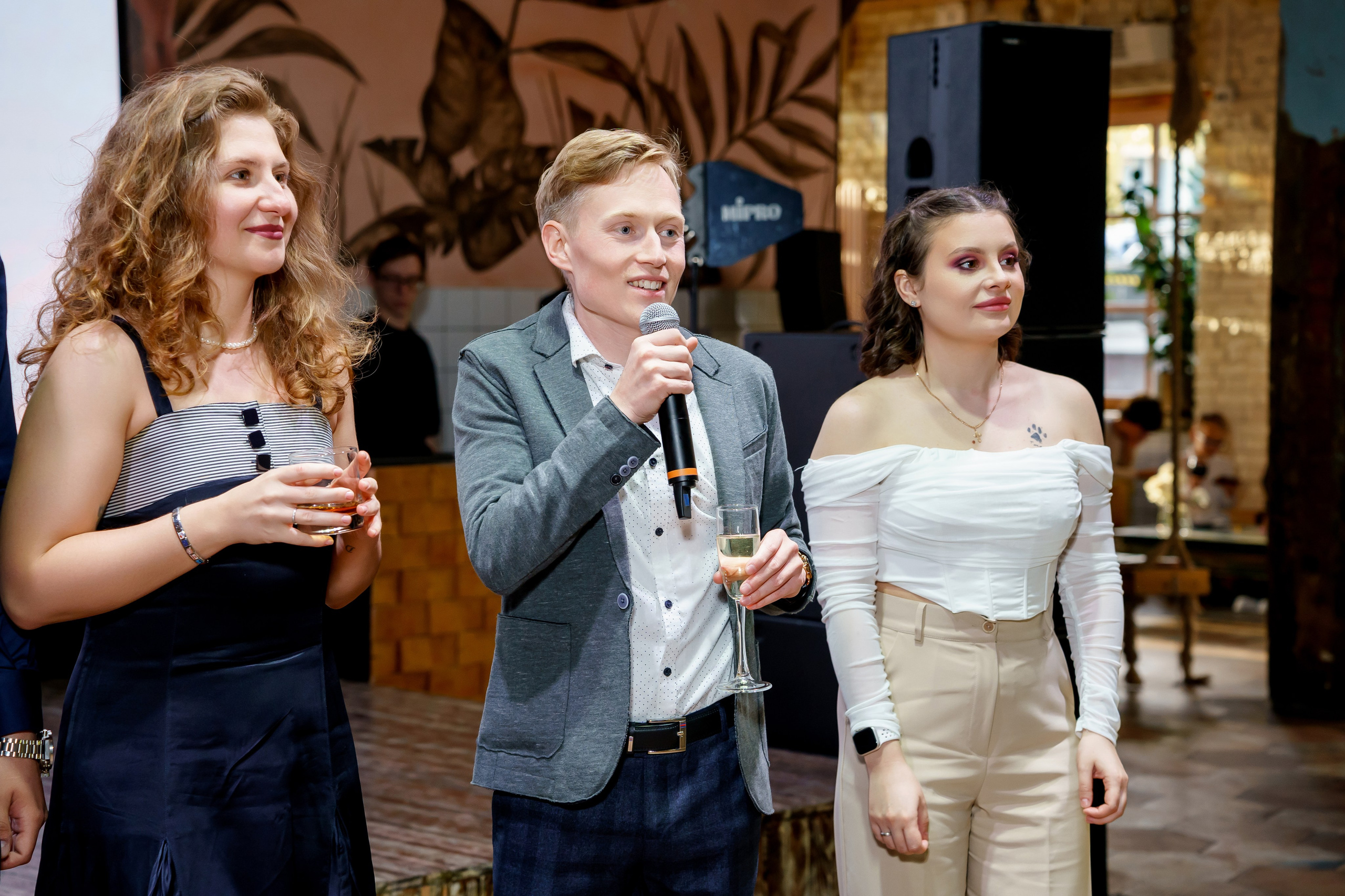 Александра и Иван. Свадебный банкет Loft Hall. Фотограф и видеограф в Москве и Московской области Мария Вишня