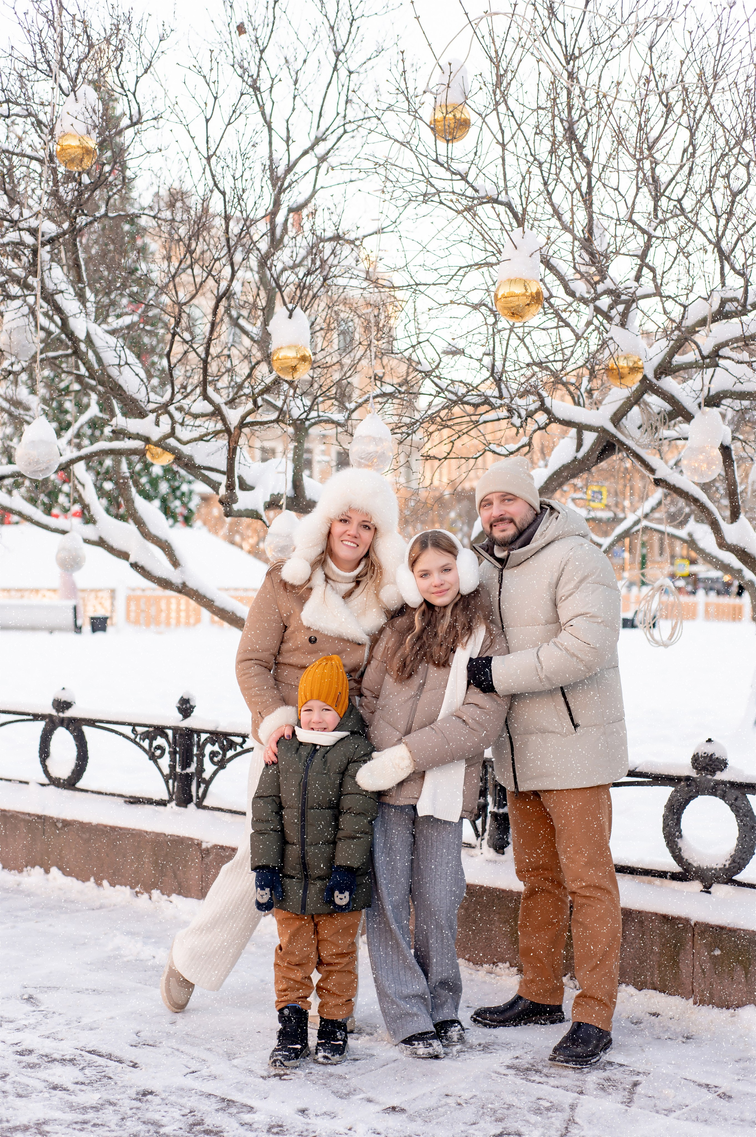 Ольга с семьей. Детский и семейный фотограф Эльмира Веселова