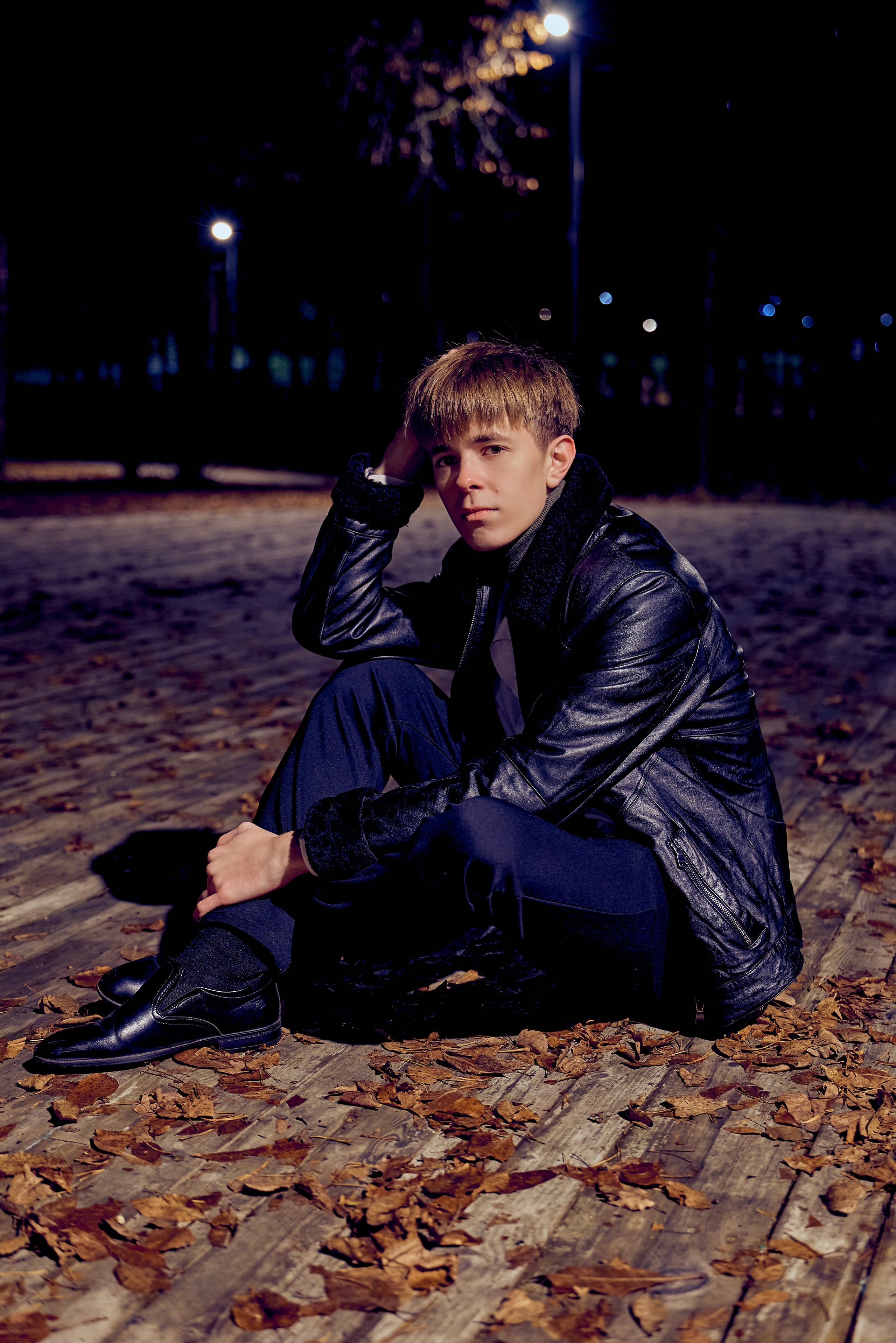 Фотосессия в городском парке вечером поздним Дзержинск