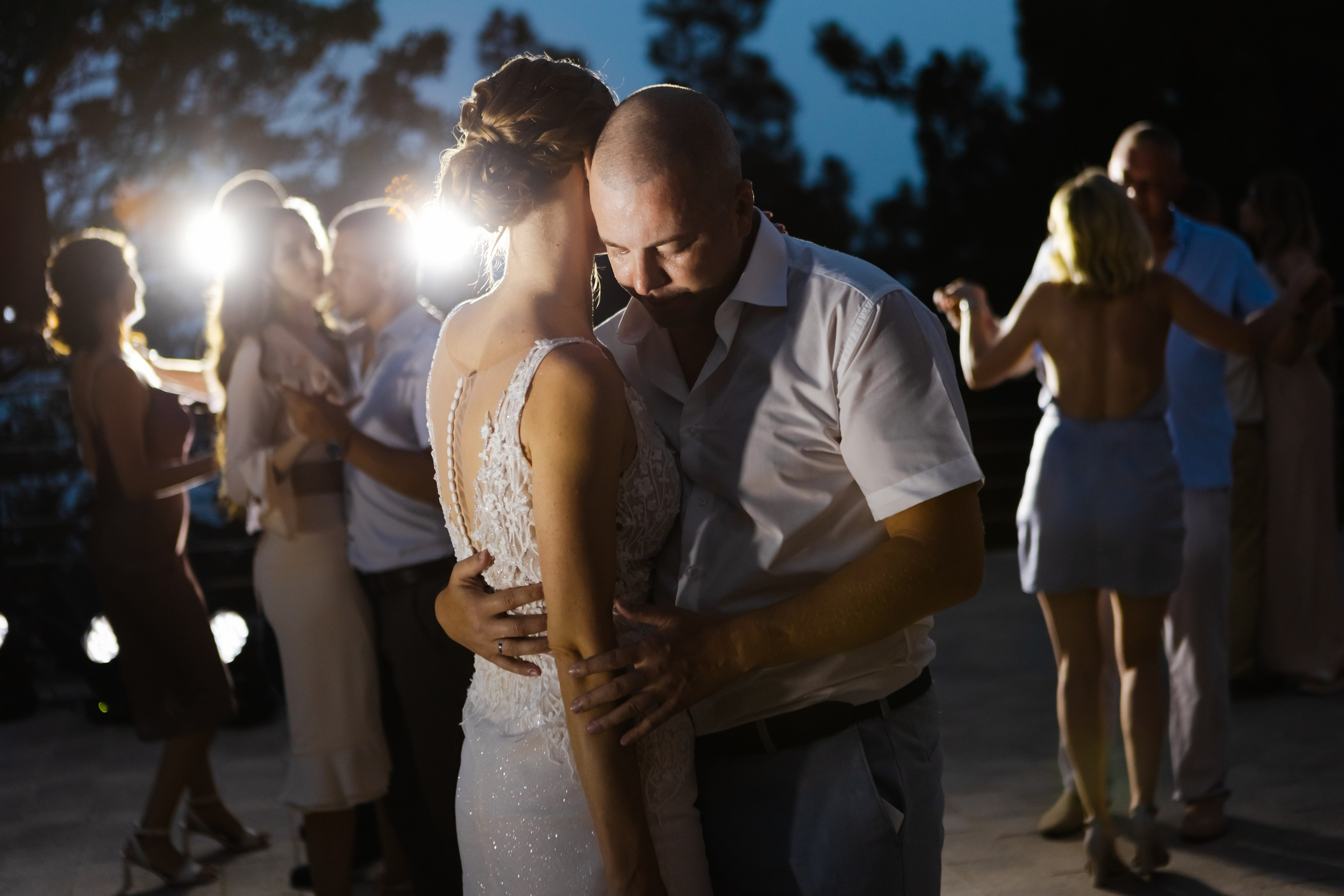 Свадьба Артёма и Юли в отеле Luciano Foros в Крыму. Свадебный фотограф, фотосъемка в Крыму, Севастополе, Симферополе, Ялте