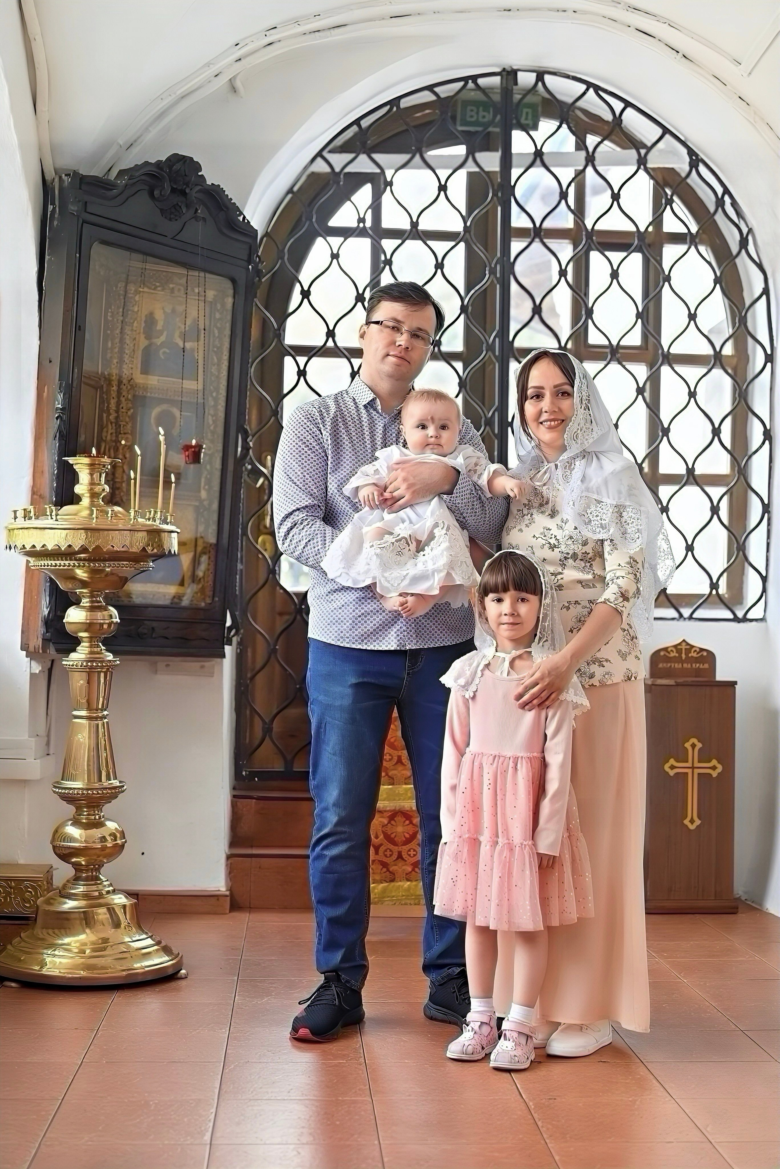 Церковь Покрова Пресвятой Богородицы. Семейный и детский фотограф Москва