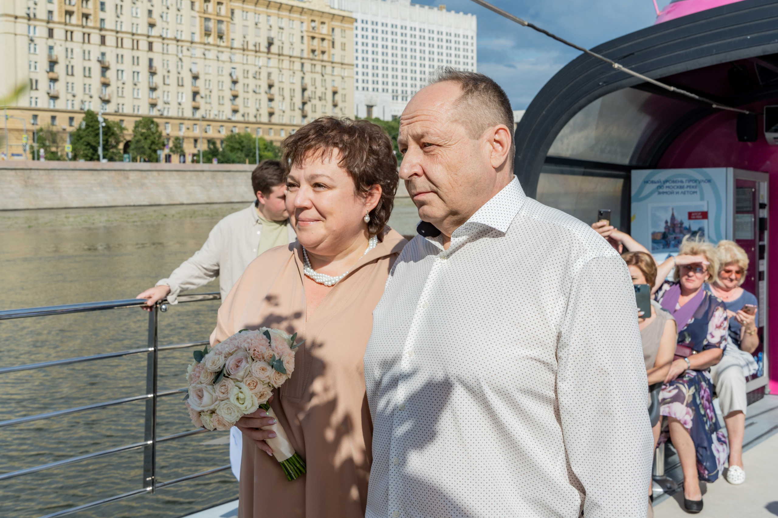 Юлия и Сергей. Регистрация на кораблике. Репортажный и интерьерный фотограф Александра Солдатова