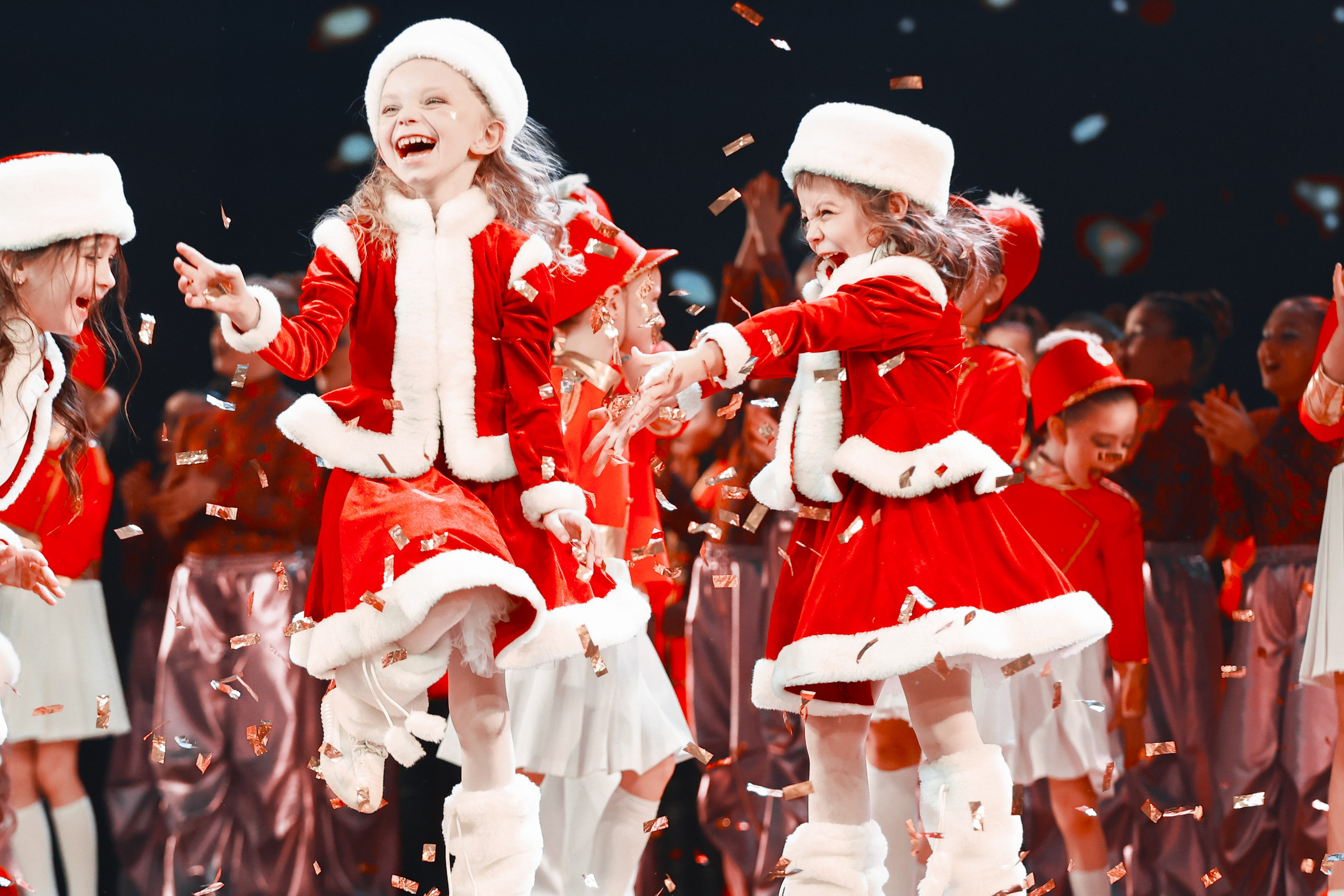 TODES Новогодняя перезагрузка 2024. MIG — студия спортивной фотографии Михаила Голянского