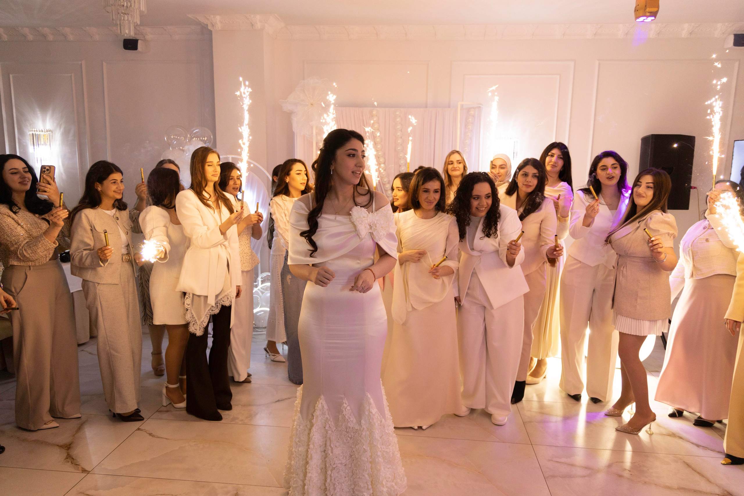 День Рождения 20 лет Ресторан «Менуа». Фотограф Olya Posnimay