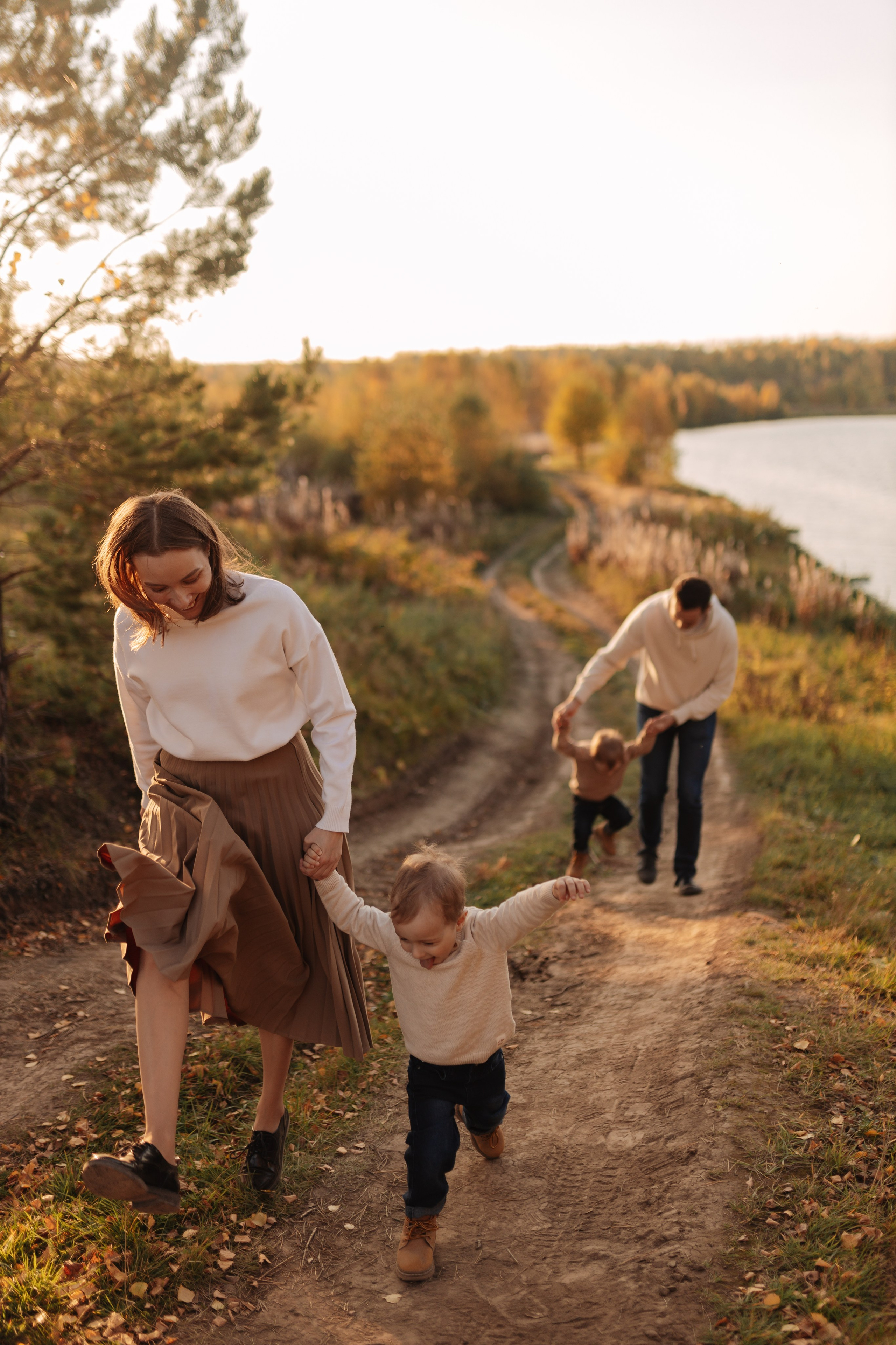 Осень с семьей Вадима и Данила. Семейный фотограф Альбина Крутелева, Екатеринбург, Ревда