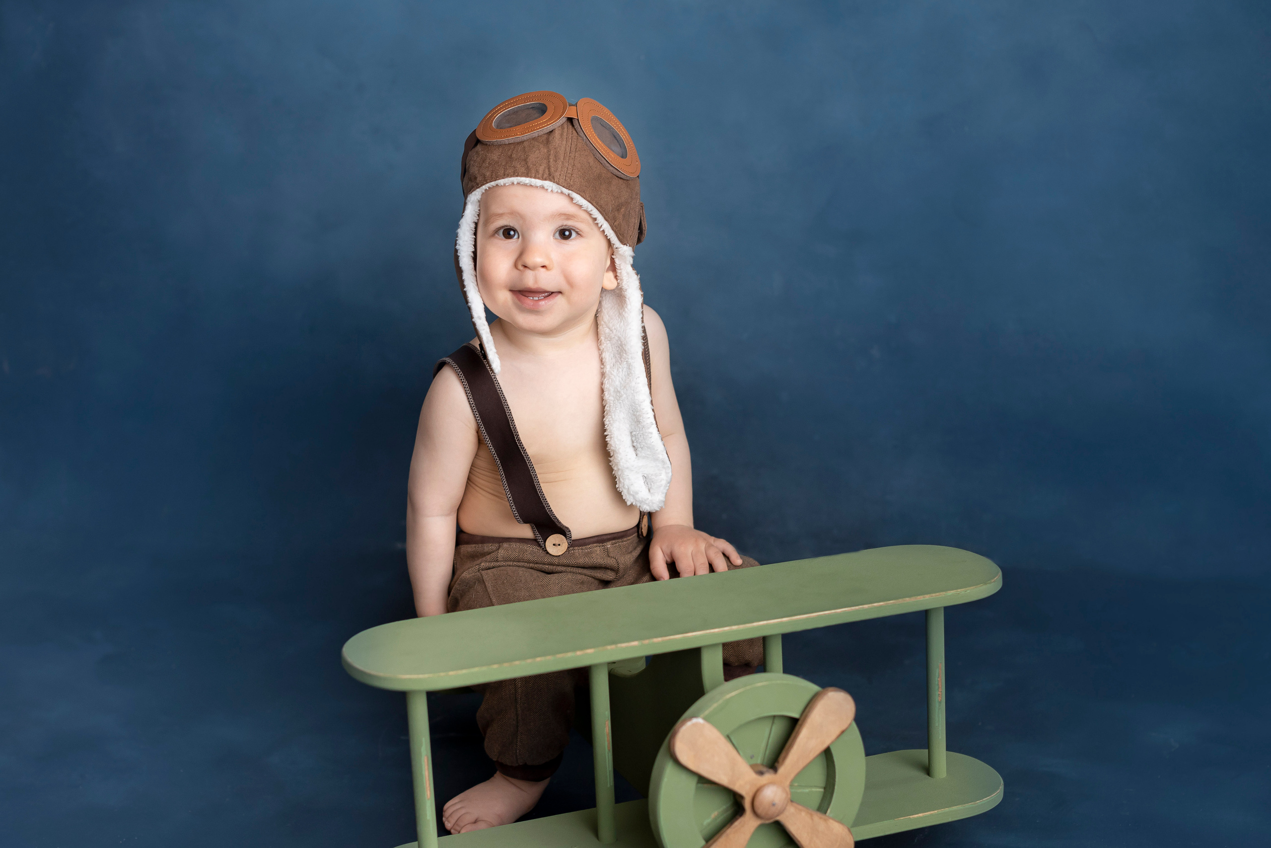 Лев 1 годик. Фотограф новорожденных и деток постарше в Екатеринбурге Яна Добрынина