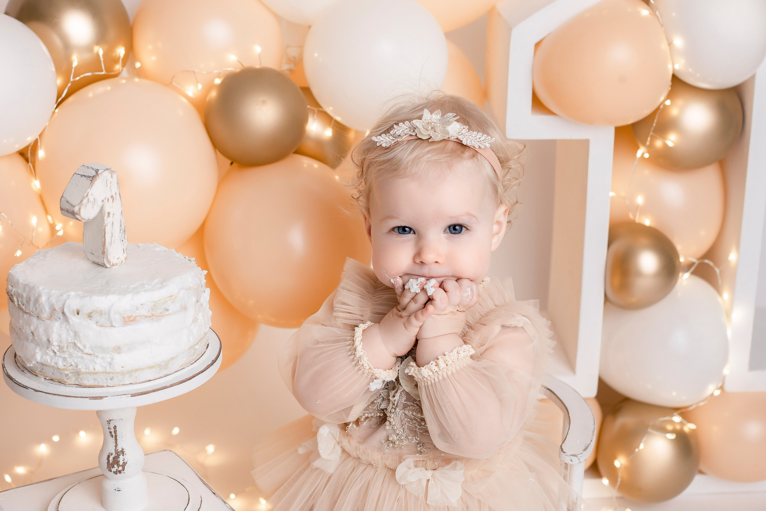 София 1 годик. Фотограф новорожденных и деток постарше в Екатеринбурге Яна Добрынина