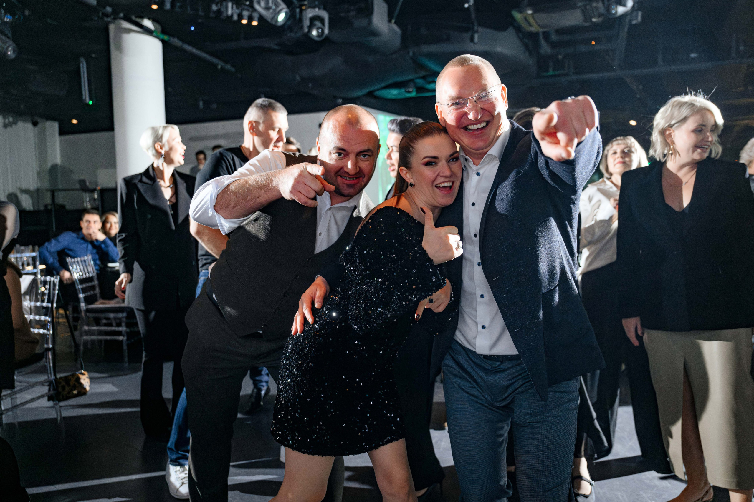 Happy Birthday. Максим Комаров — Профессиональный фотограф