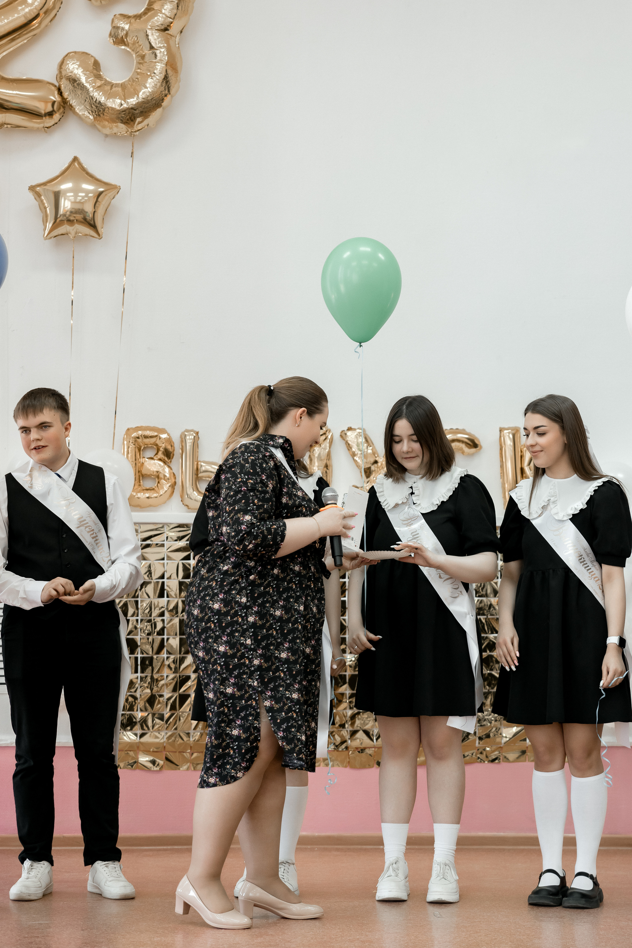 Последний звок для Анастасии. Фотограф Тимофеева Валентина