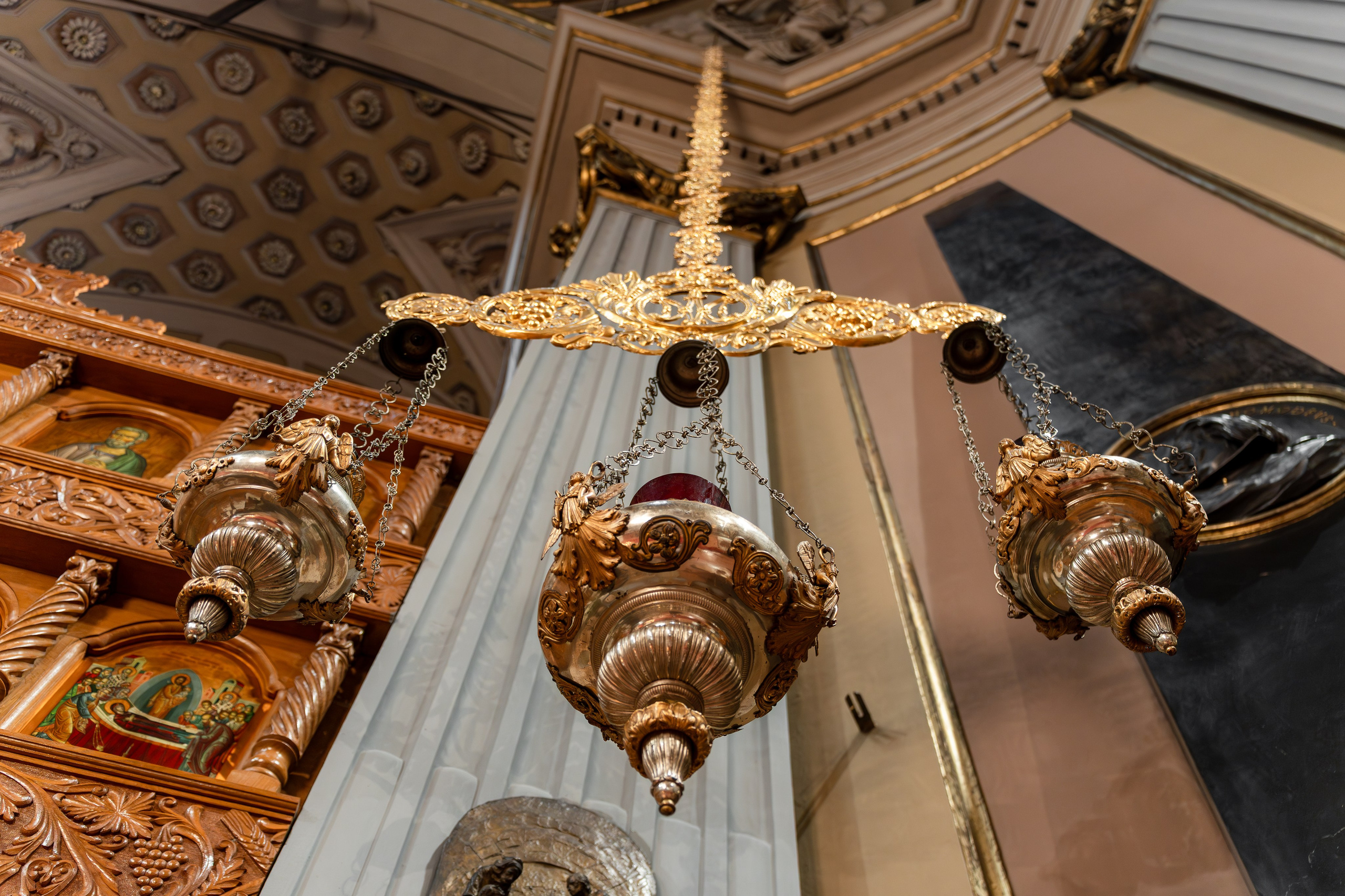 Eugen Hanna. Maria Anistratova | Destination Photographer, Videographer & Drone Pilot — Lake Como