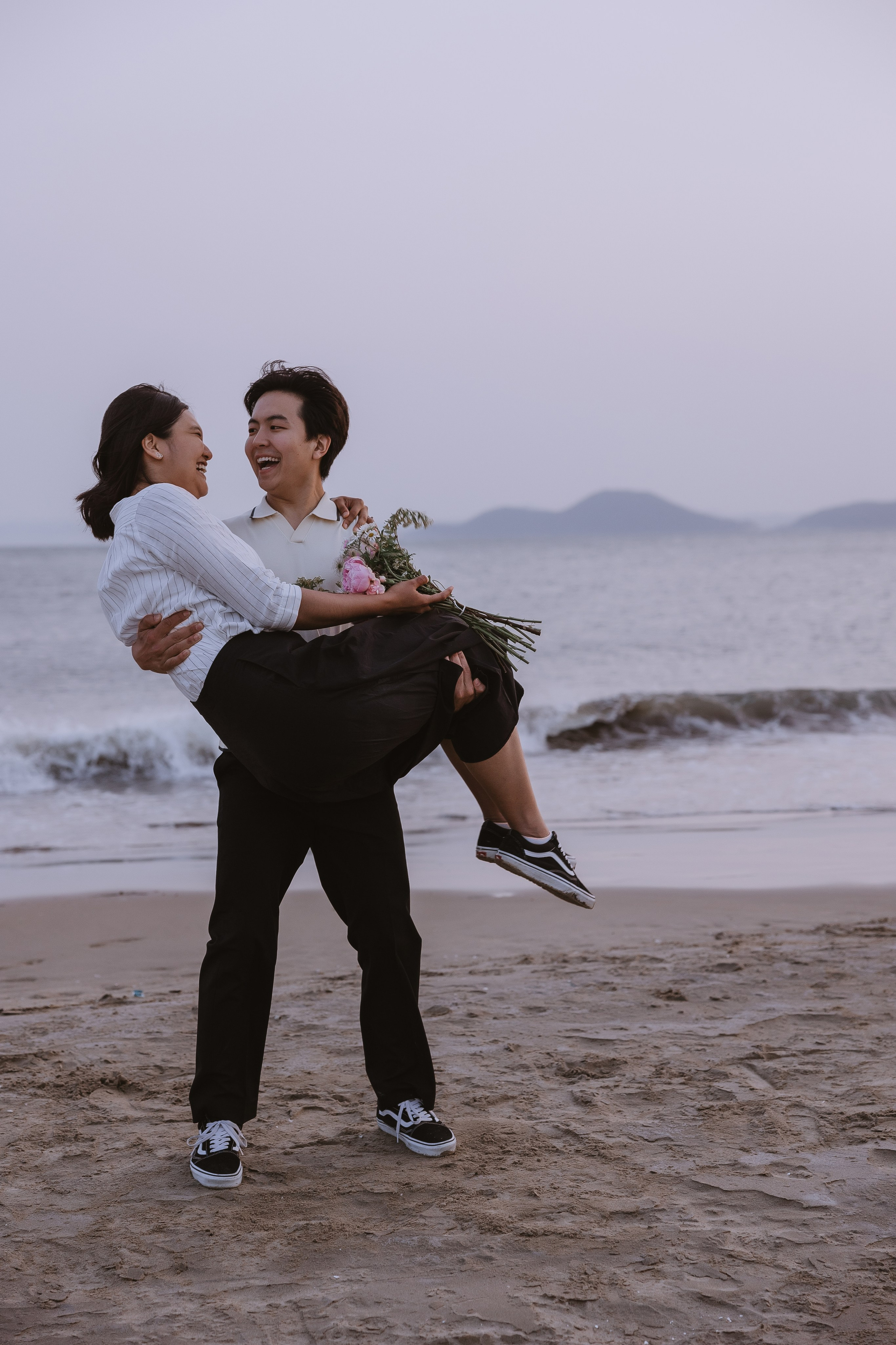 This is an evening walk of lovers. Your photographer in Busan (South Korea) Aleksandra Anufriy