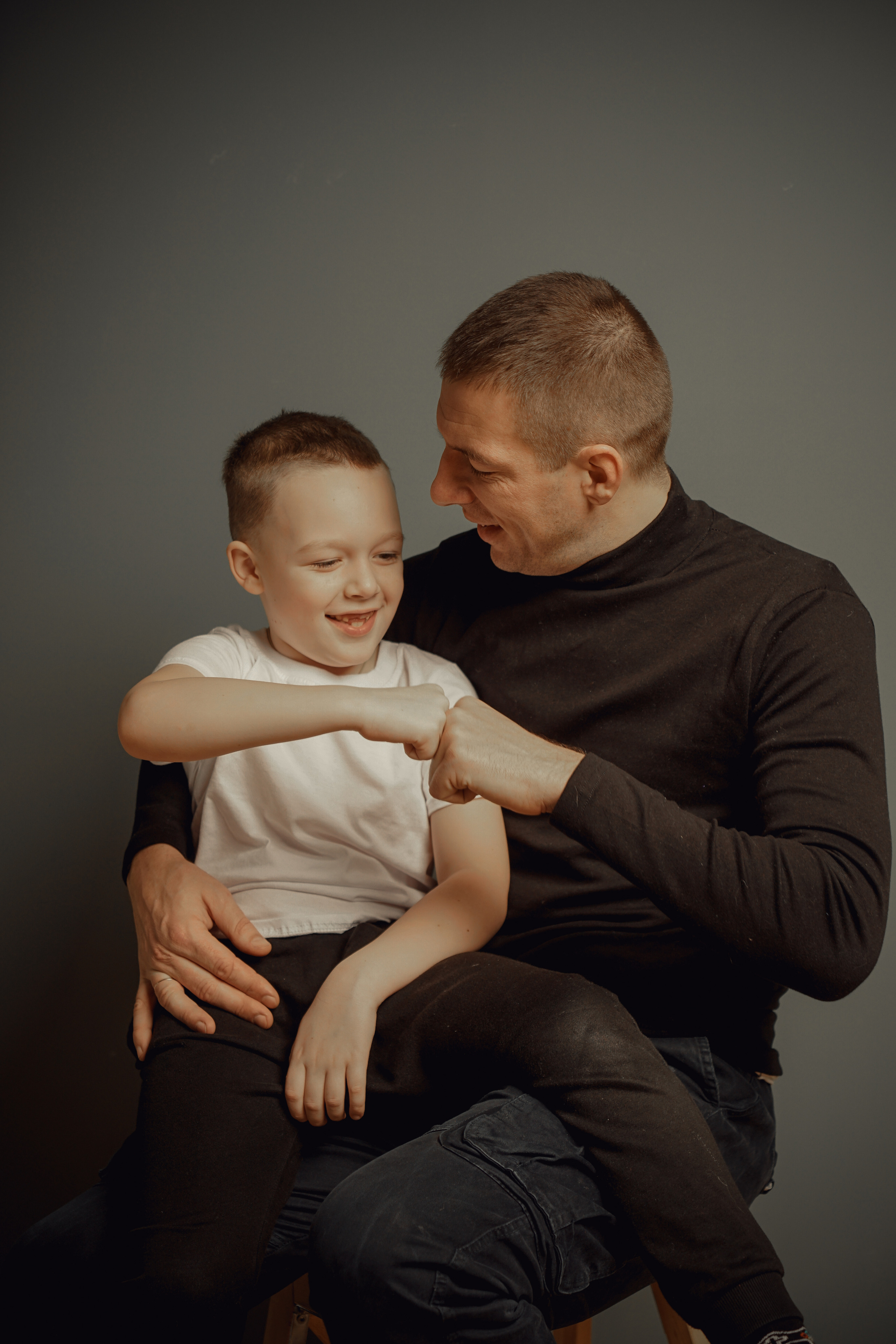 Студийная предновогодняя съёмка семьи Кати. Лиза Фирстова — самый добрый фотограф