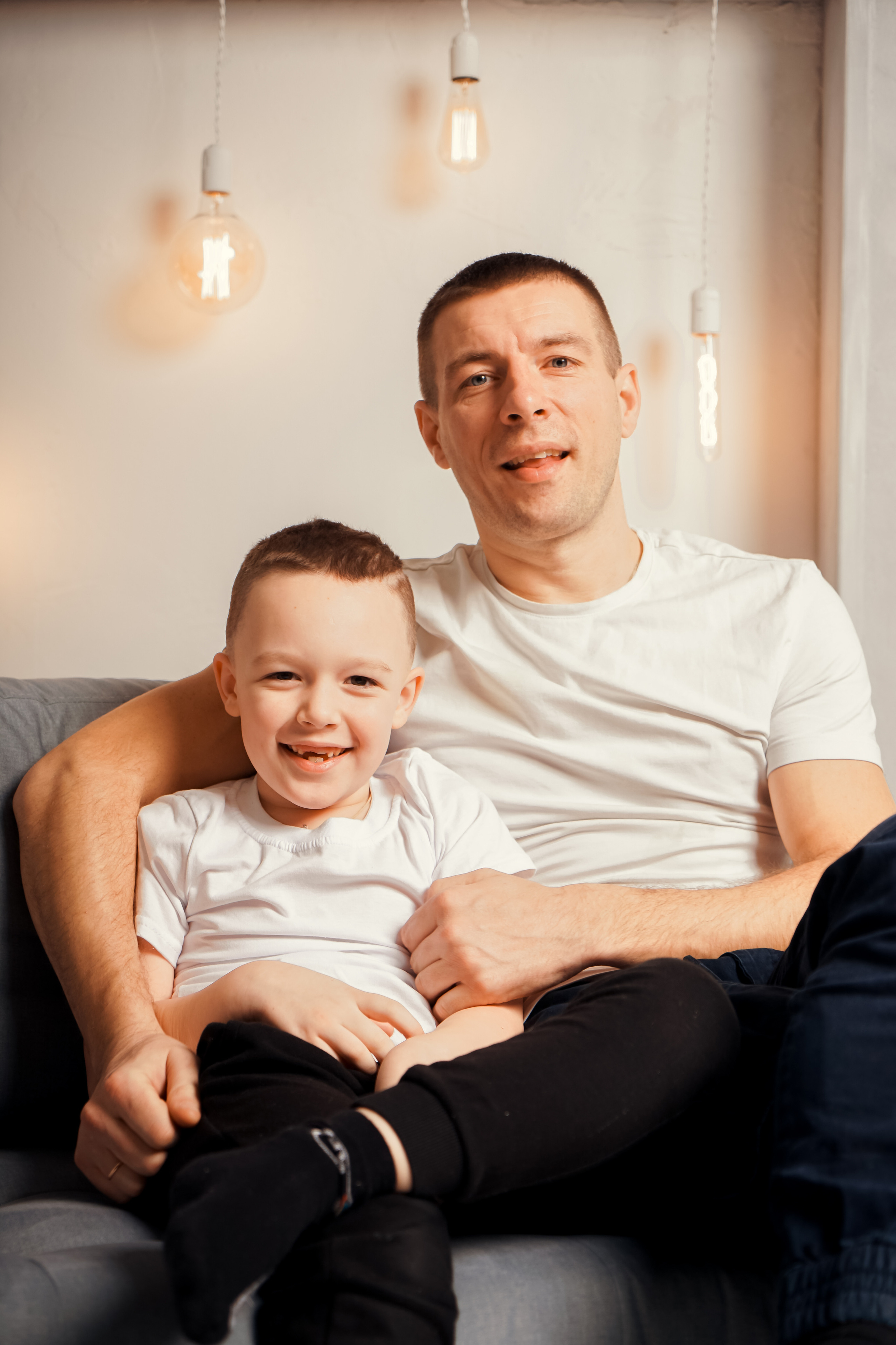 Студийная предновогодняя съёмка семьи Кати. Лиза Фирстова — самый добрый фотограф