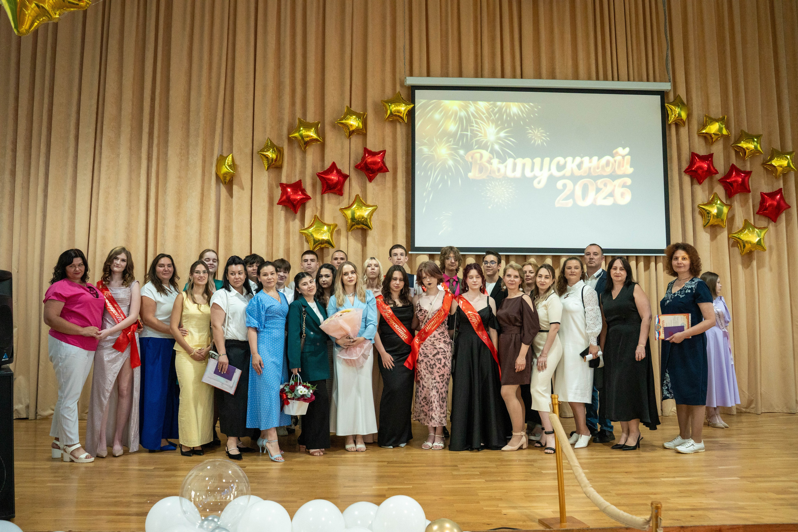 Выпускной 26.06.2026. Коммерческий и художественный фотограф и видеограф в Москве Арсений Тургенев
