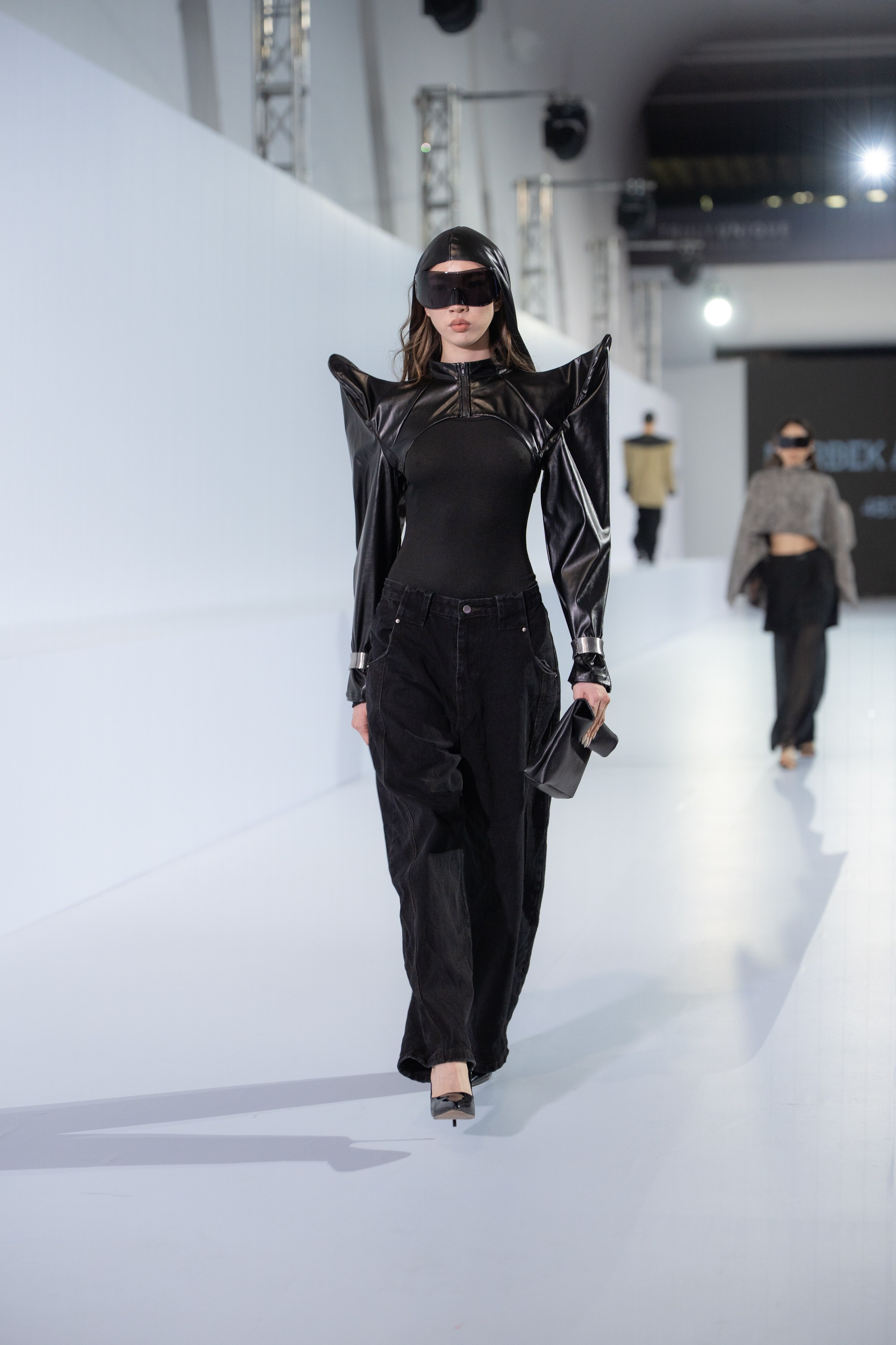 Nurbek Ayazhan. Сайт Алматинского НЮ АРТ, будуар и фэшн фотографа Дениса Карпенко