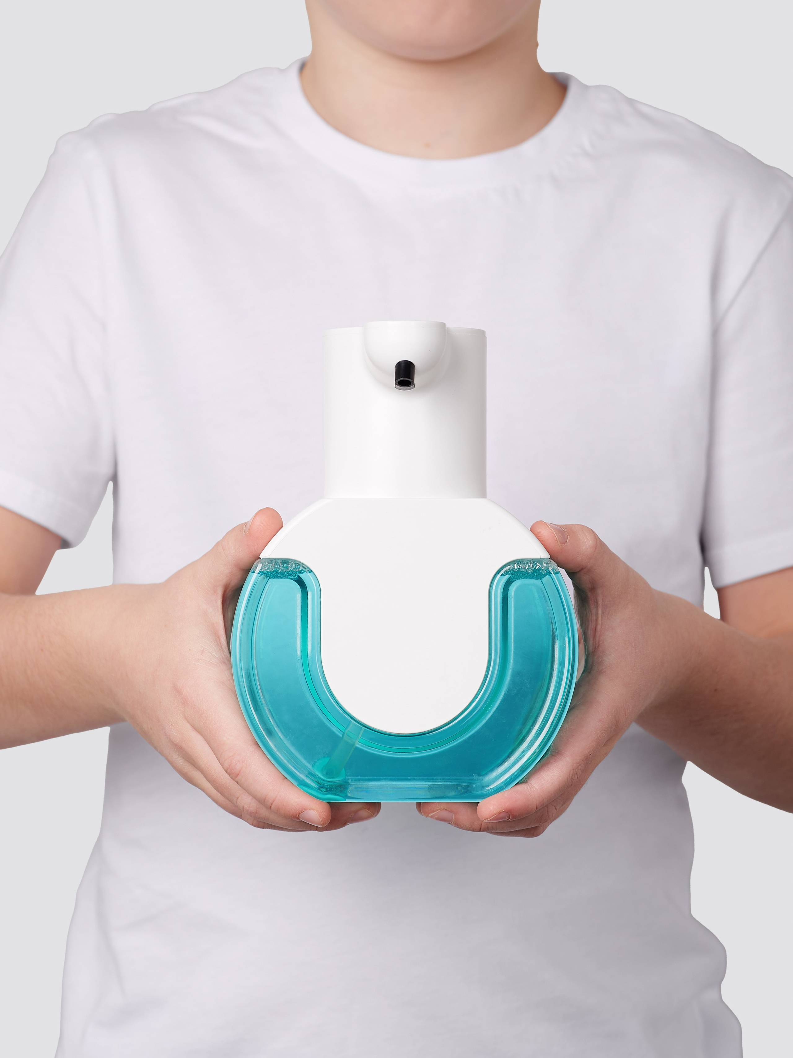 Дозатор для мыла. Предметный фотограф, инфографика и видео в Санкт-Петербурге