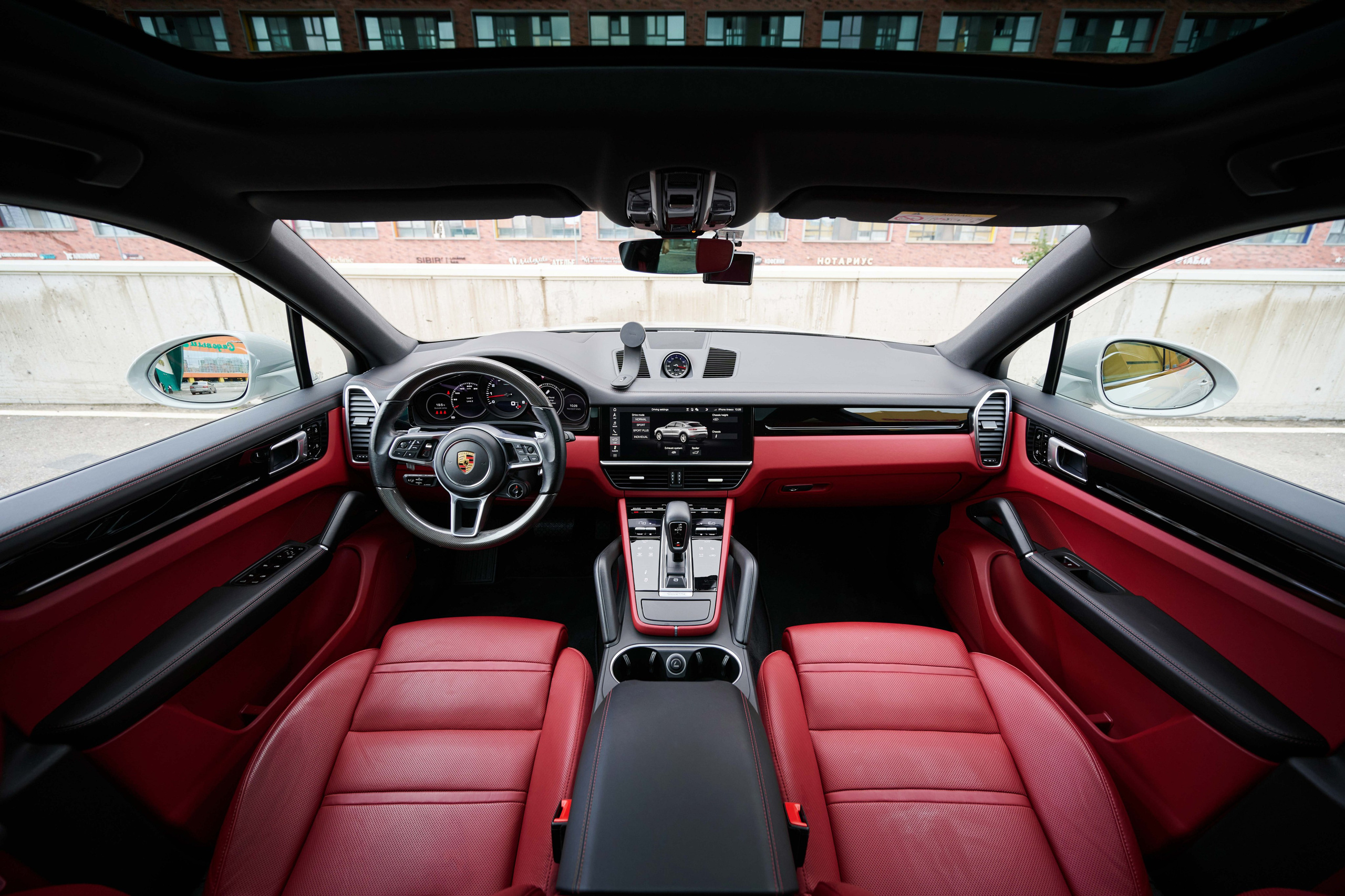 Porsche Cayenne. Автомобильный и интерьерный фотограф в Минске Александр Тагаев