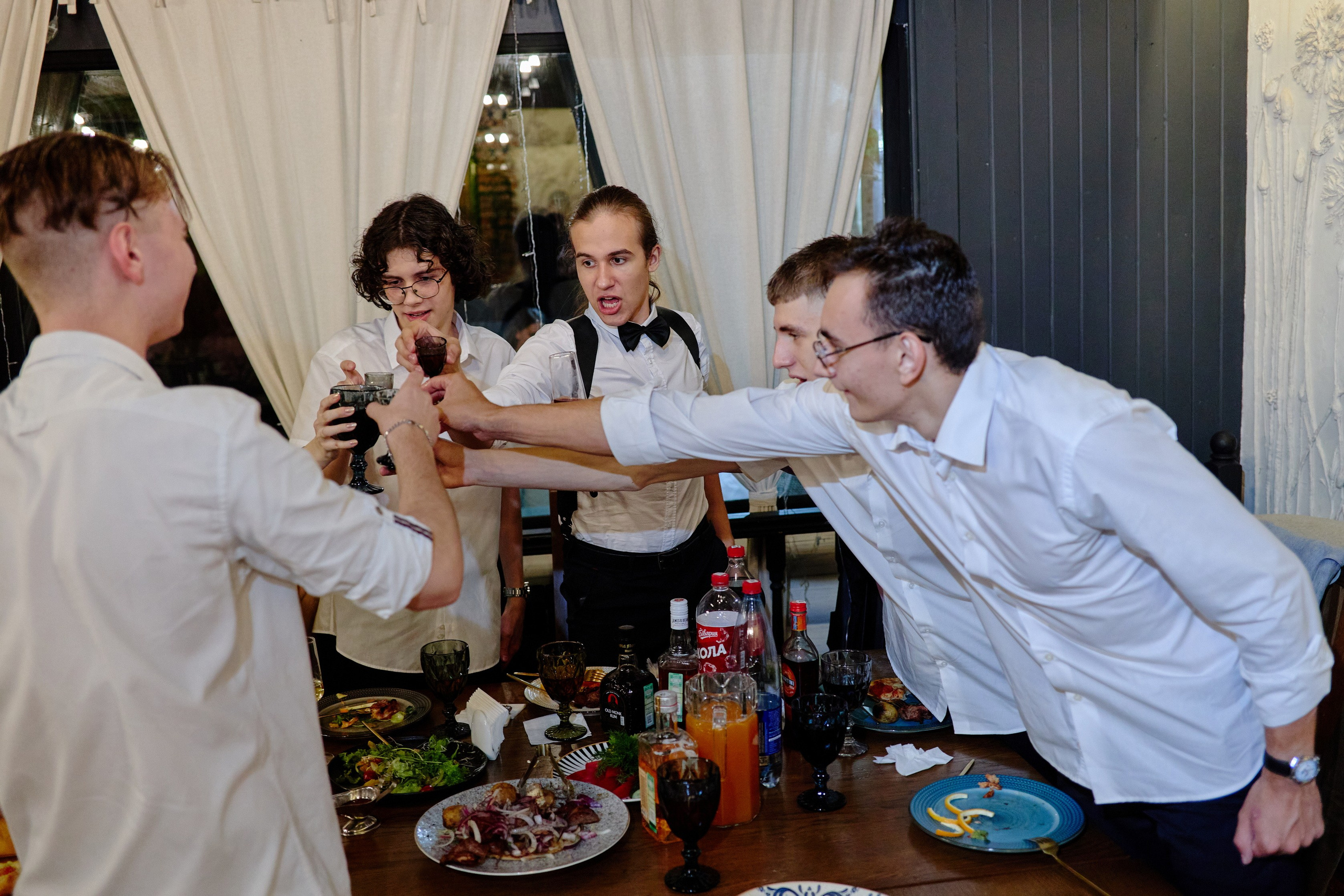 Выпускной 35 Сош. Фотограф Выпускные альбомы Таганрог Сергей Коробченко