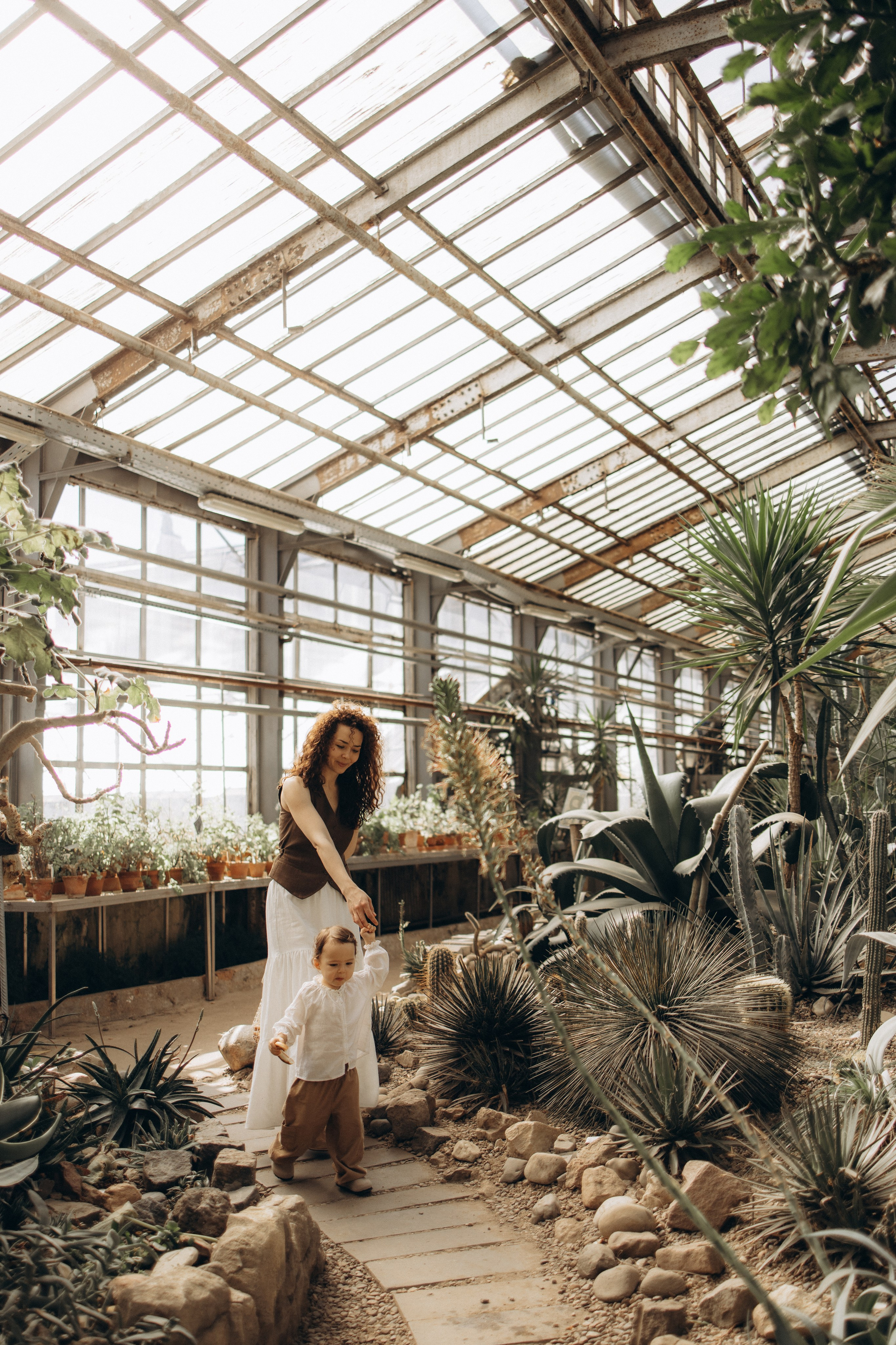 Прогулка по оранжерее. Семейный фотограф в Москве Ксения Аганина