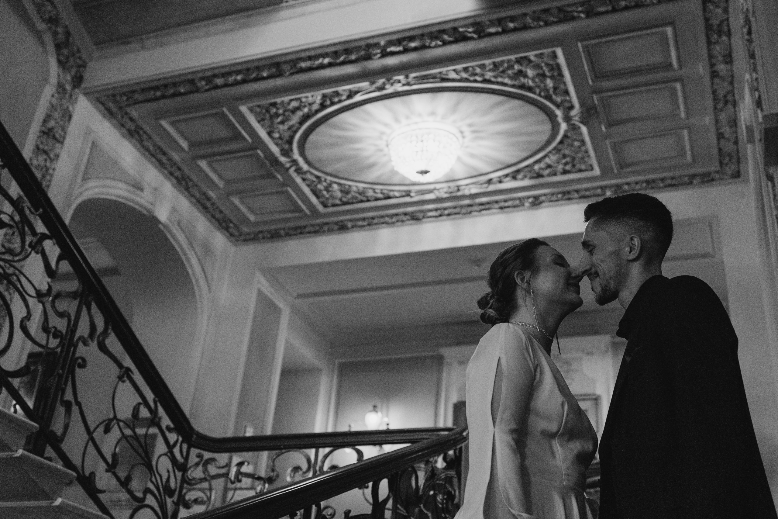 Камерная свадьба в «Национале» — фотограф в Москве