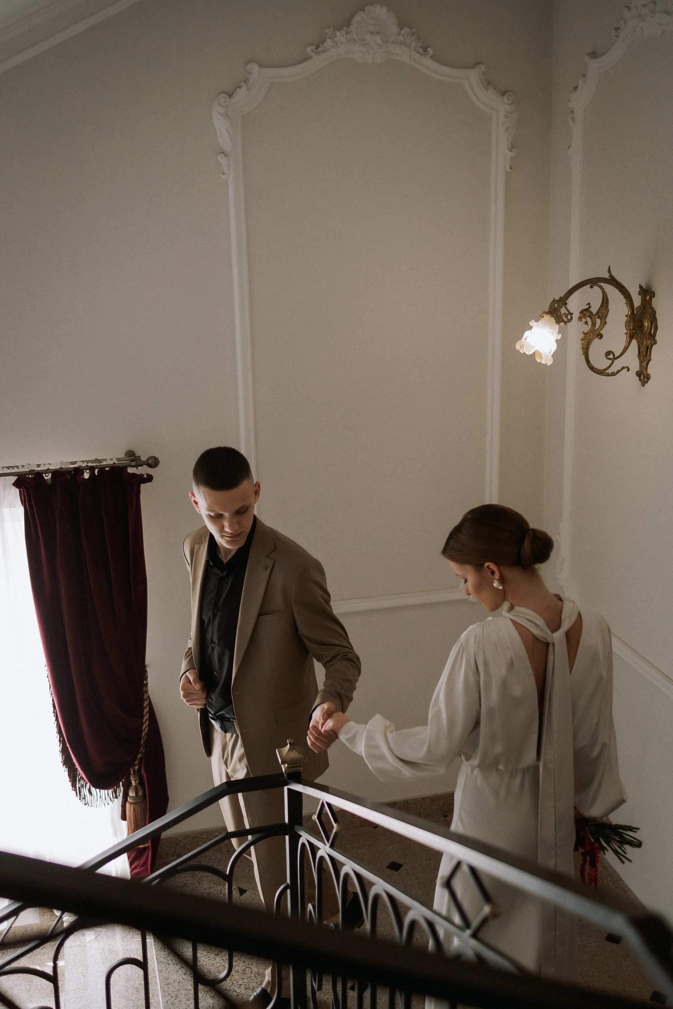 Свадебная прогулка Адель и Артём. Свадебная фотография. Арина Рубах