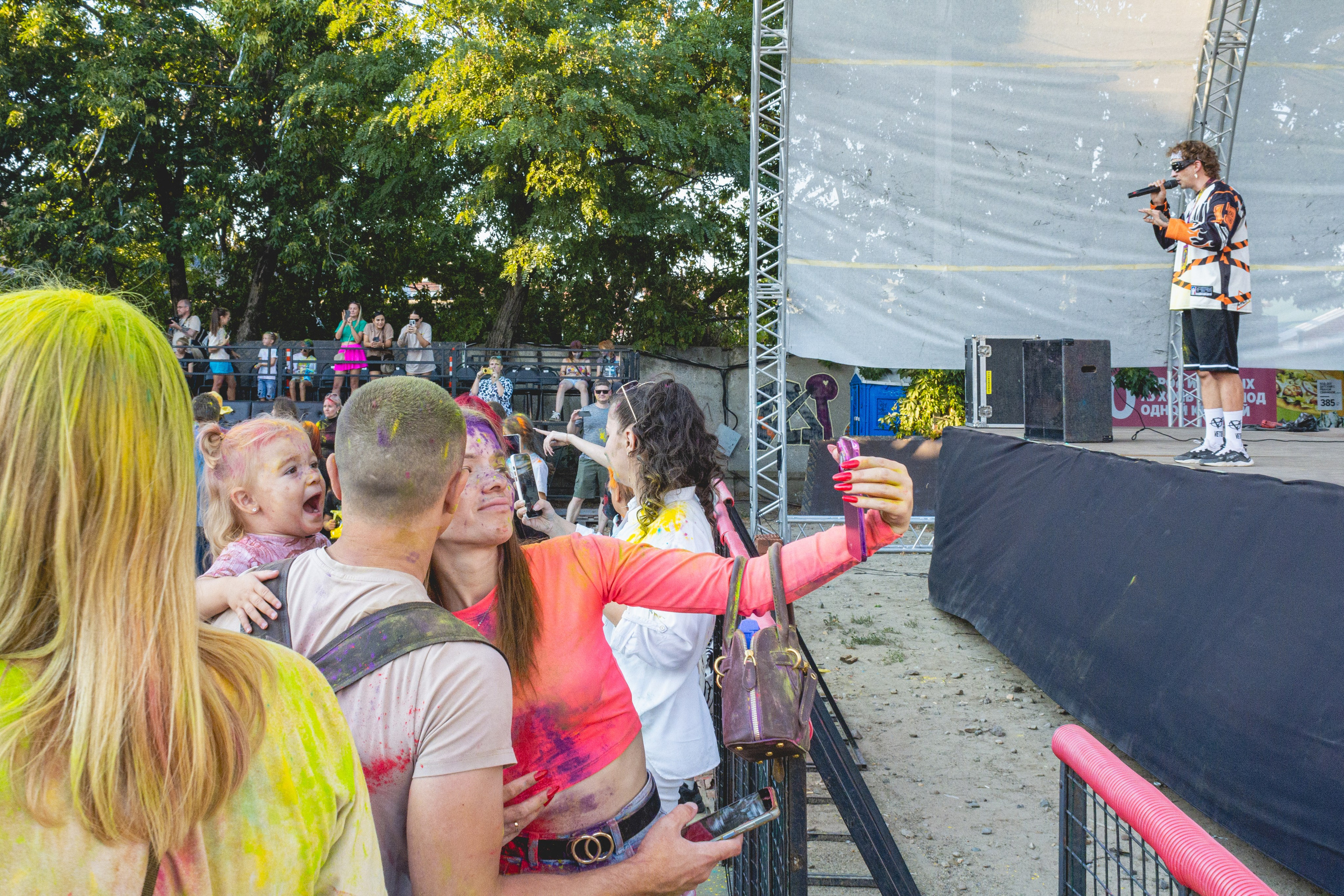Фестиваль красок «HoliRave» @Кроп Арена. Матвей Егоров — репортажный фотограф в Краснодаре