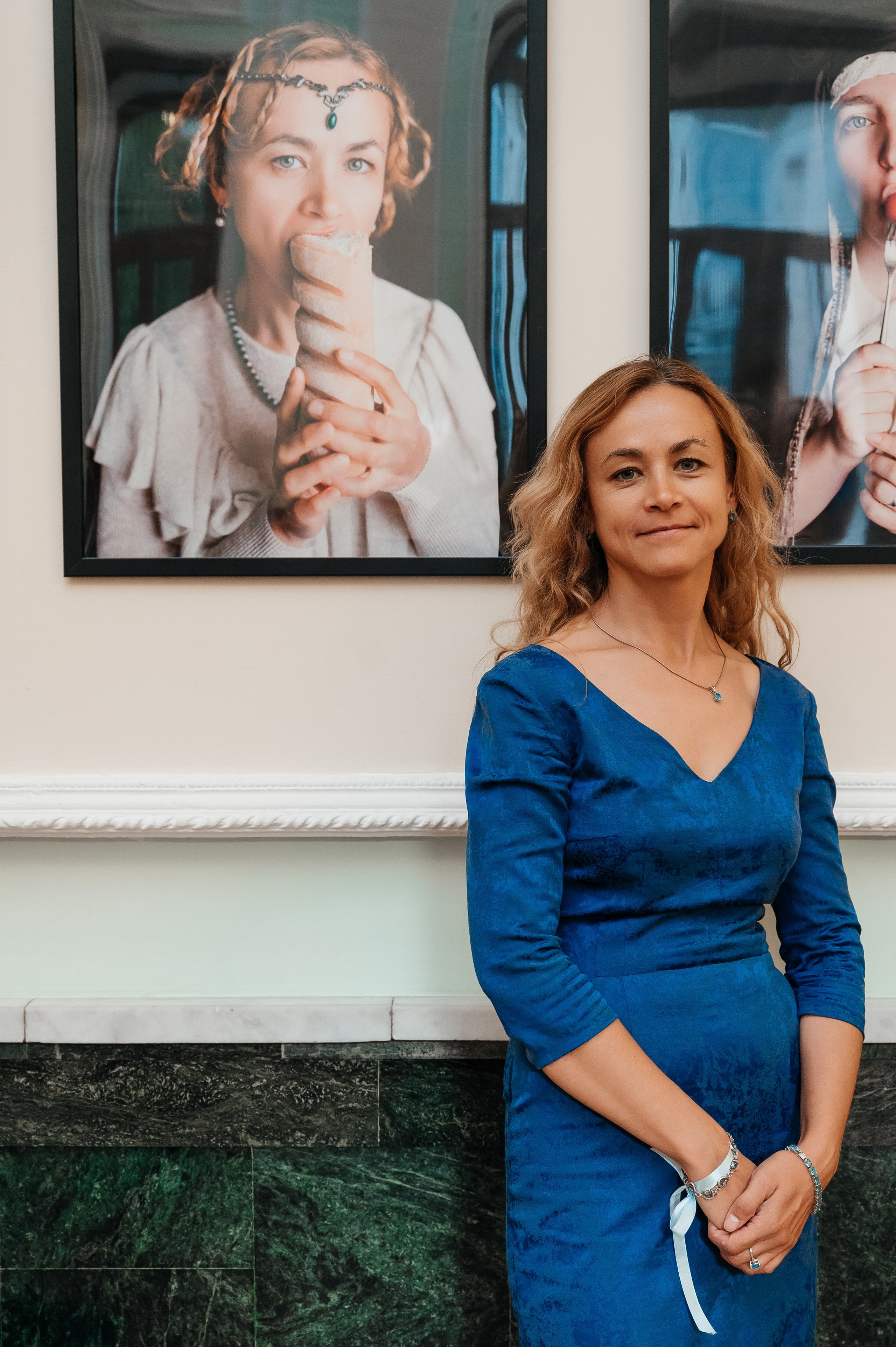 Открытие выставки Кати Васильевой в Молодежном театре. Wedding and family photographer USA