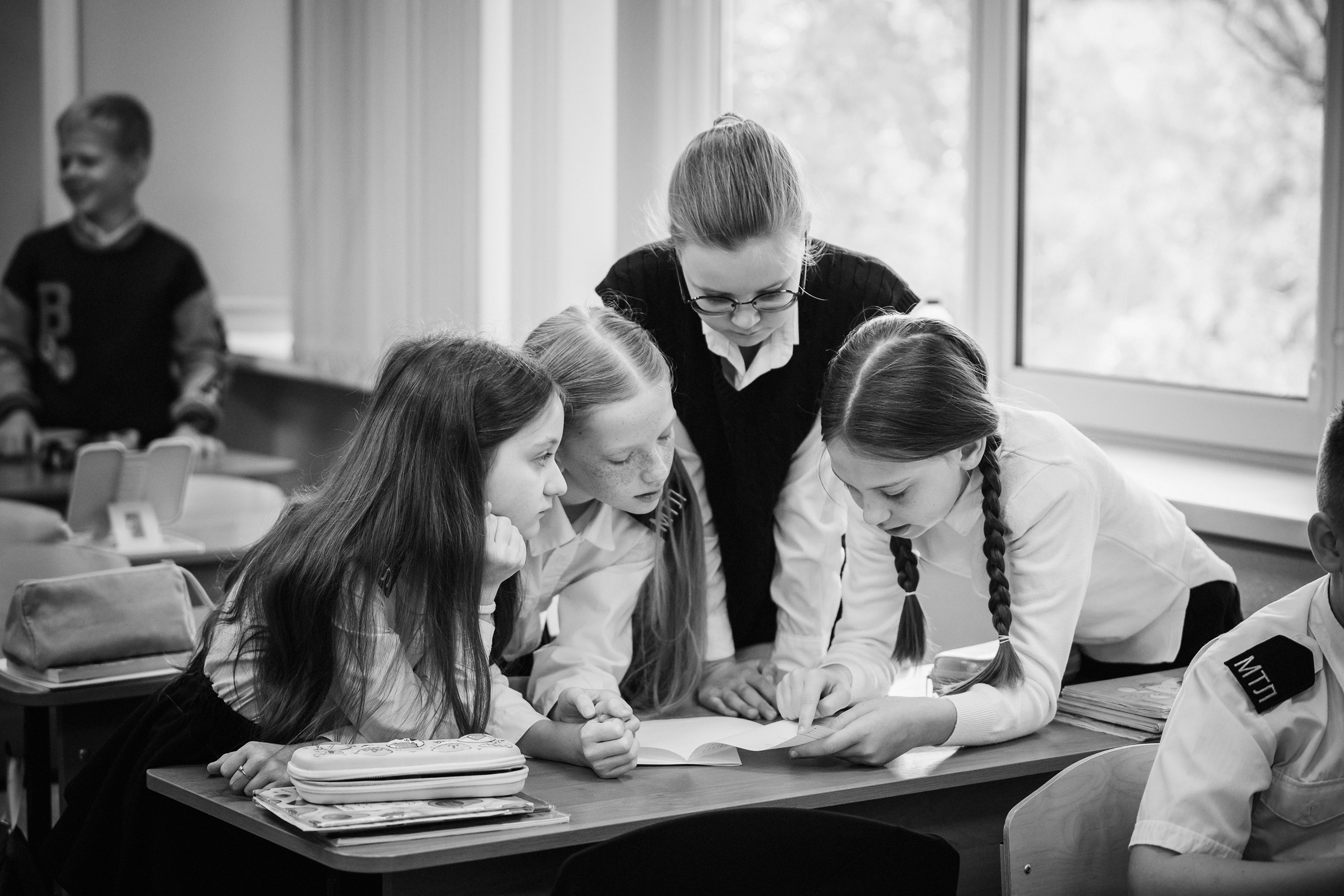 Юля, День в школе. Выпускные альбомы, школьные фотосессии в городе Новороссийске