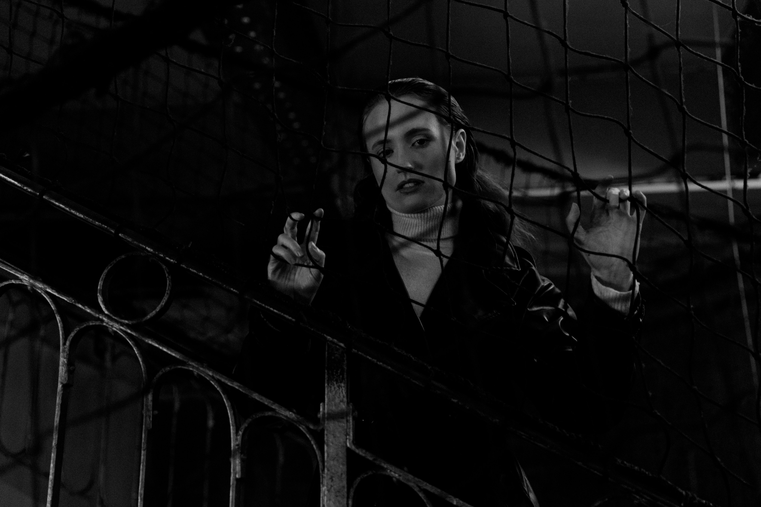 Femme fatale. Photographer in Paris