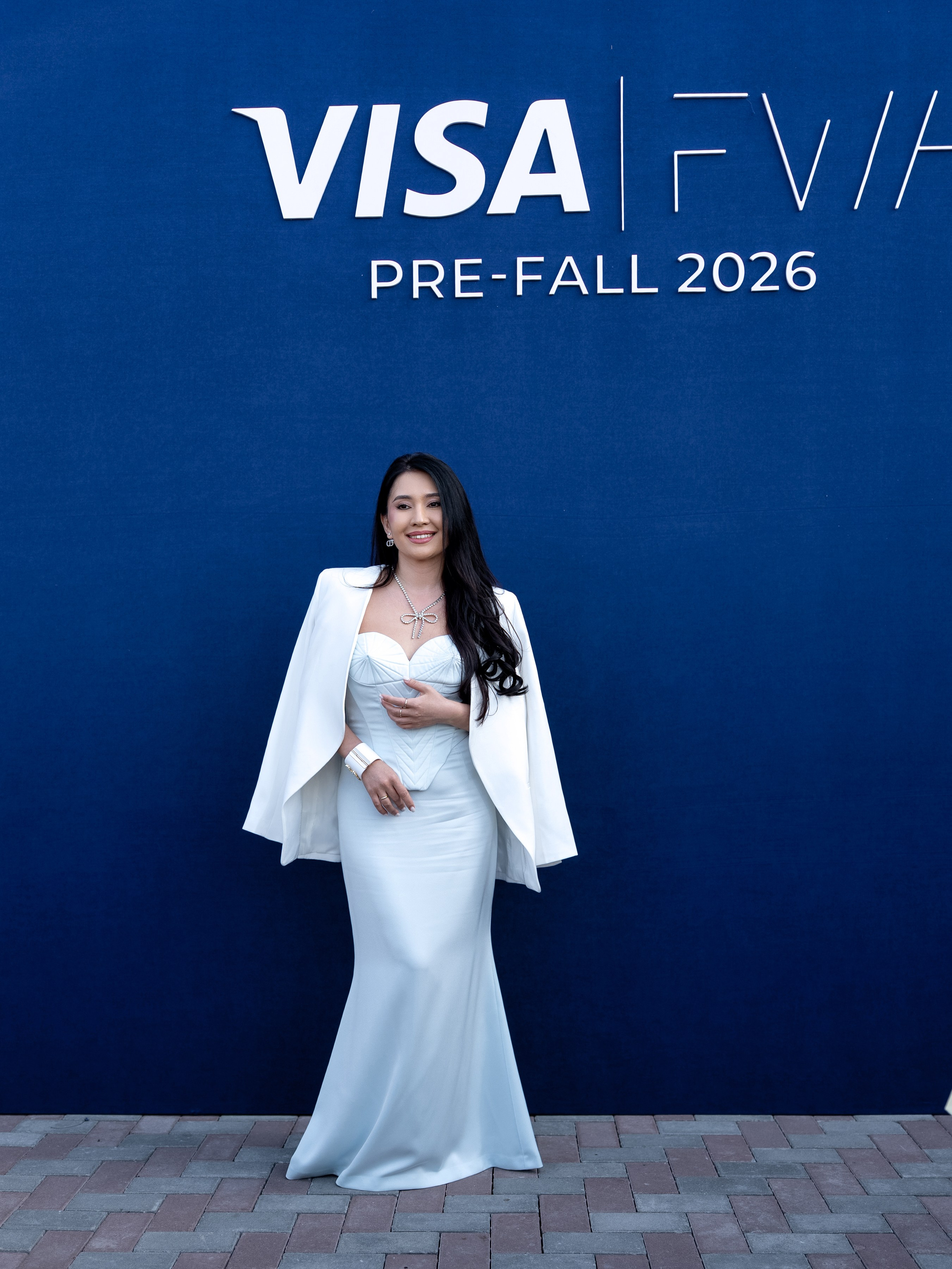 Visa Fashion Week Almaty Pre-Fall 2026 April StreetStyle Day 1. Сайт Алматинского НЮ АРТ, будуар и фэшн фотографа Дениса Карпенко
