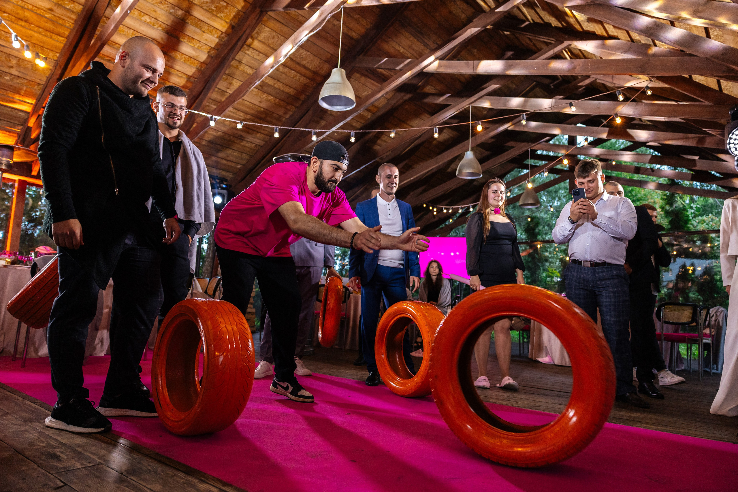 Свадебная съемка в Москве — Профессиональный свадебный фотограф для вашей свадьбы, фото и видео услуги. Фотограф Аделина Raw
