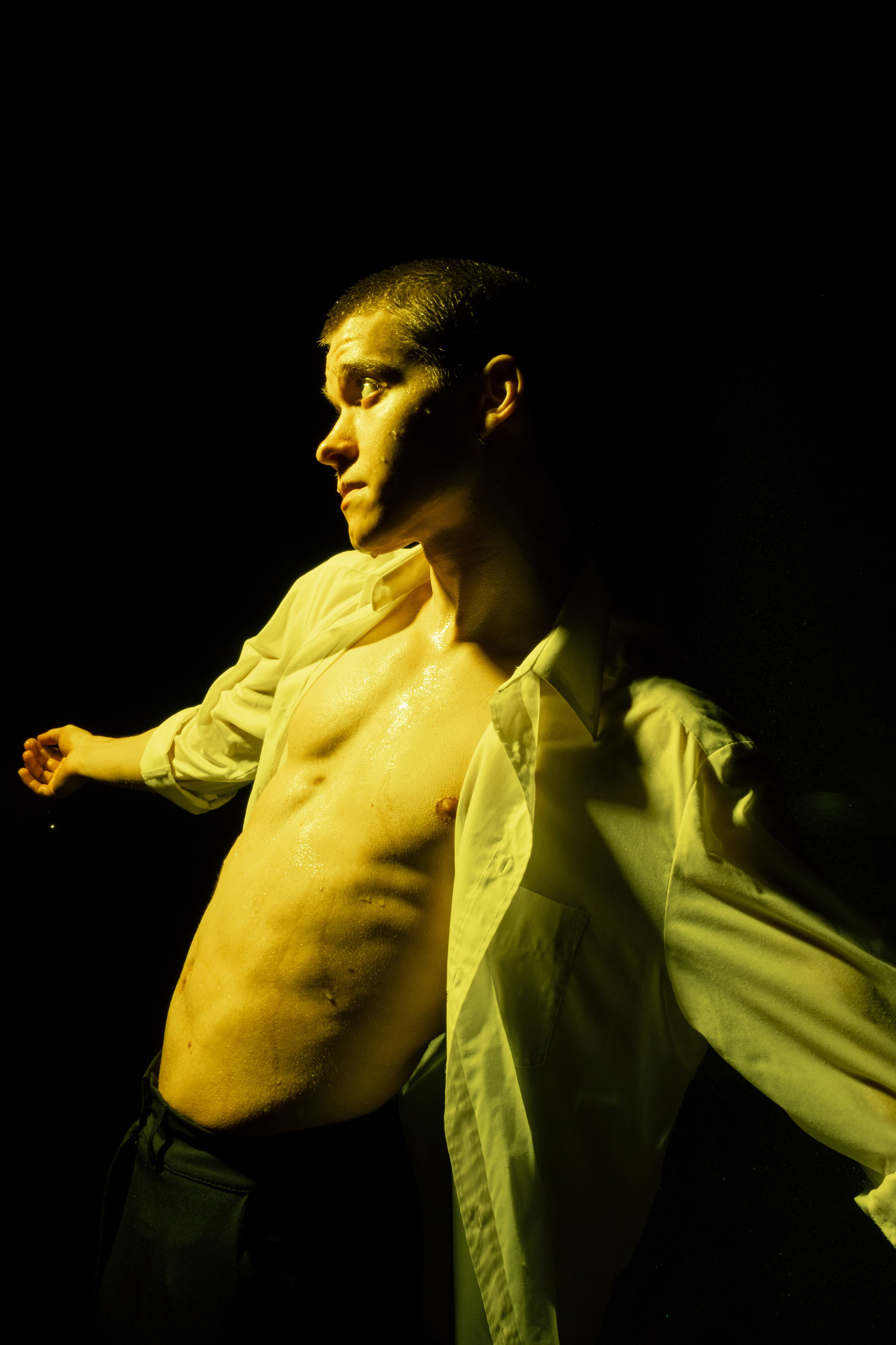 Разрываем душу под дождем. Мари — фотограф и видеограф из Москвы