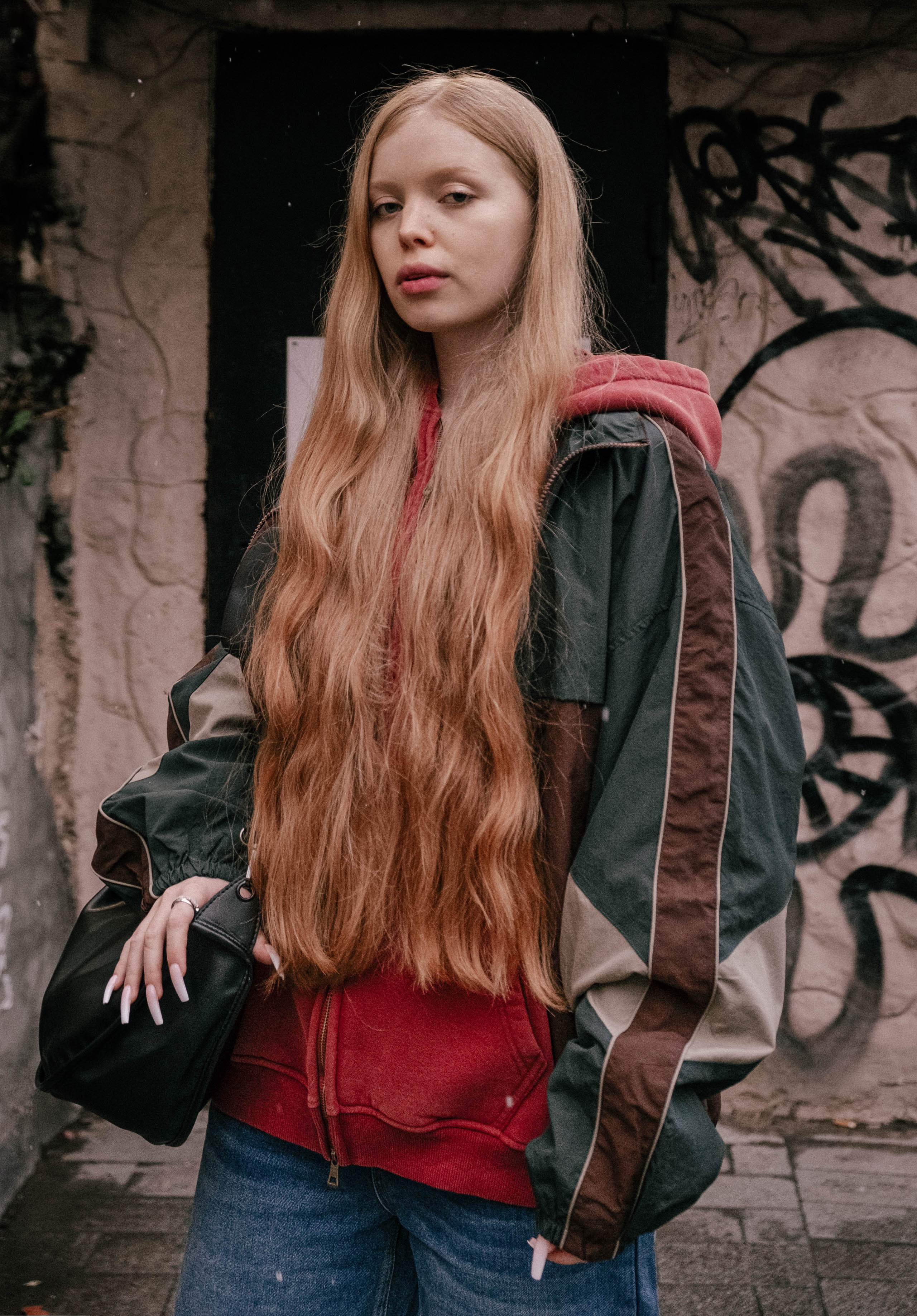 БИЧ (Бывший Интеллигентный Человек). Мари — фотограф и видеограф из Москвы