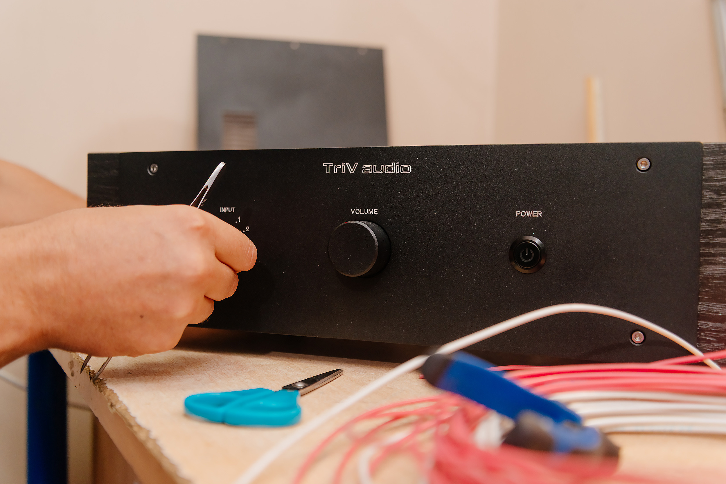 КБ звукотехники ТРИ В. Промышленный фотограф в Ростовской области Владимир Яковенко