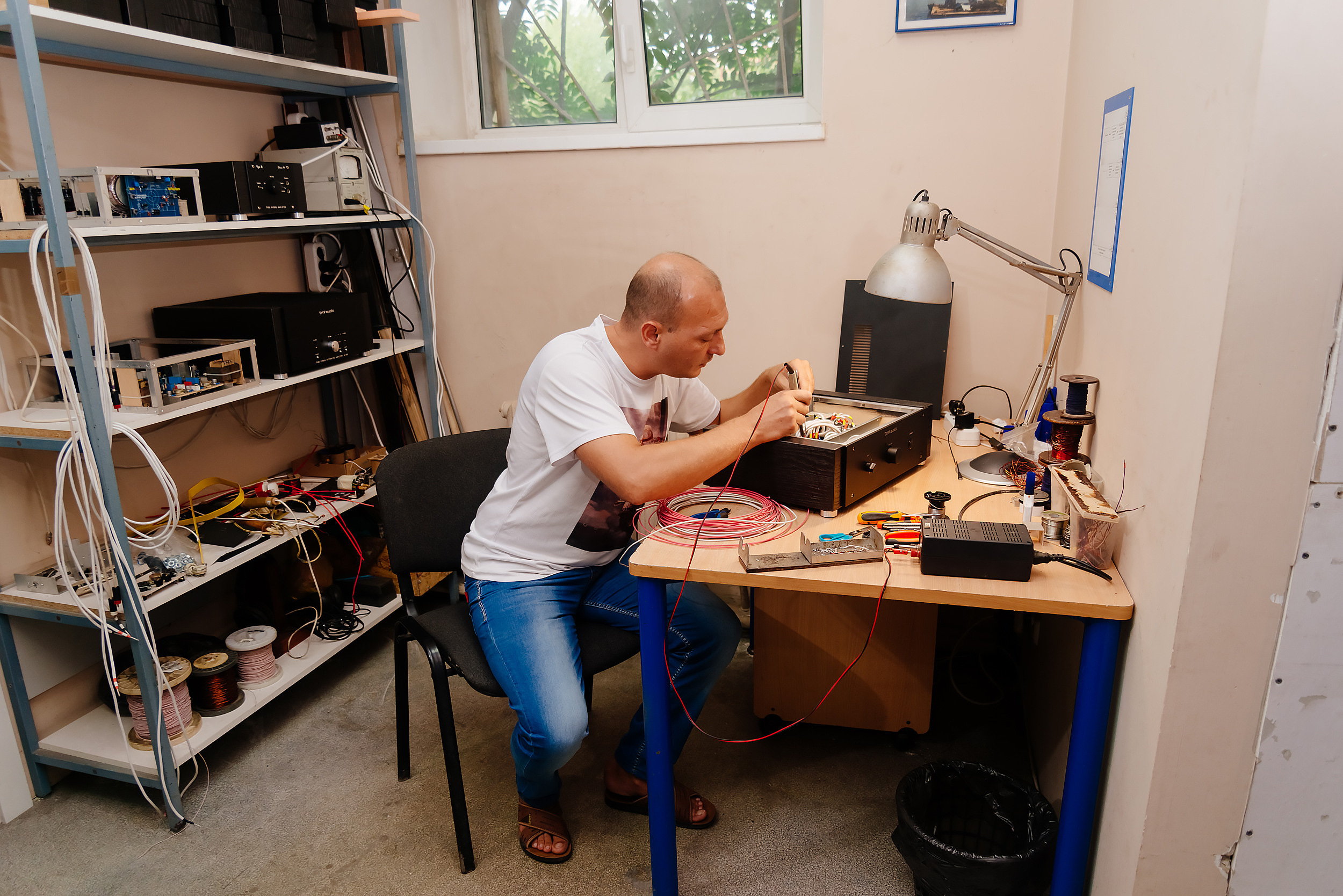 КБ звукотехники ТРИ В. Промышленный фотограф в Ростовской области Владимир Яковенко